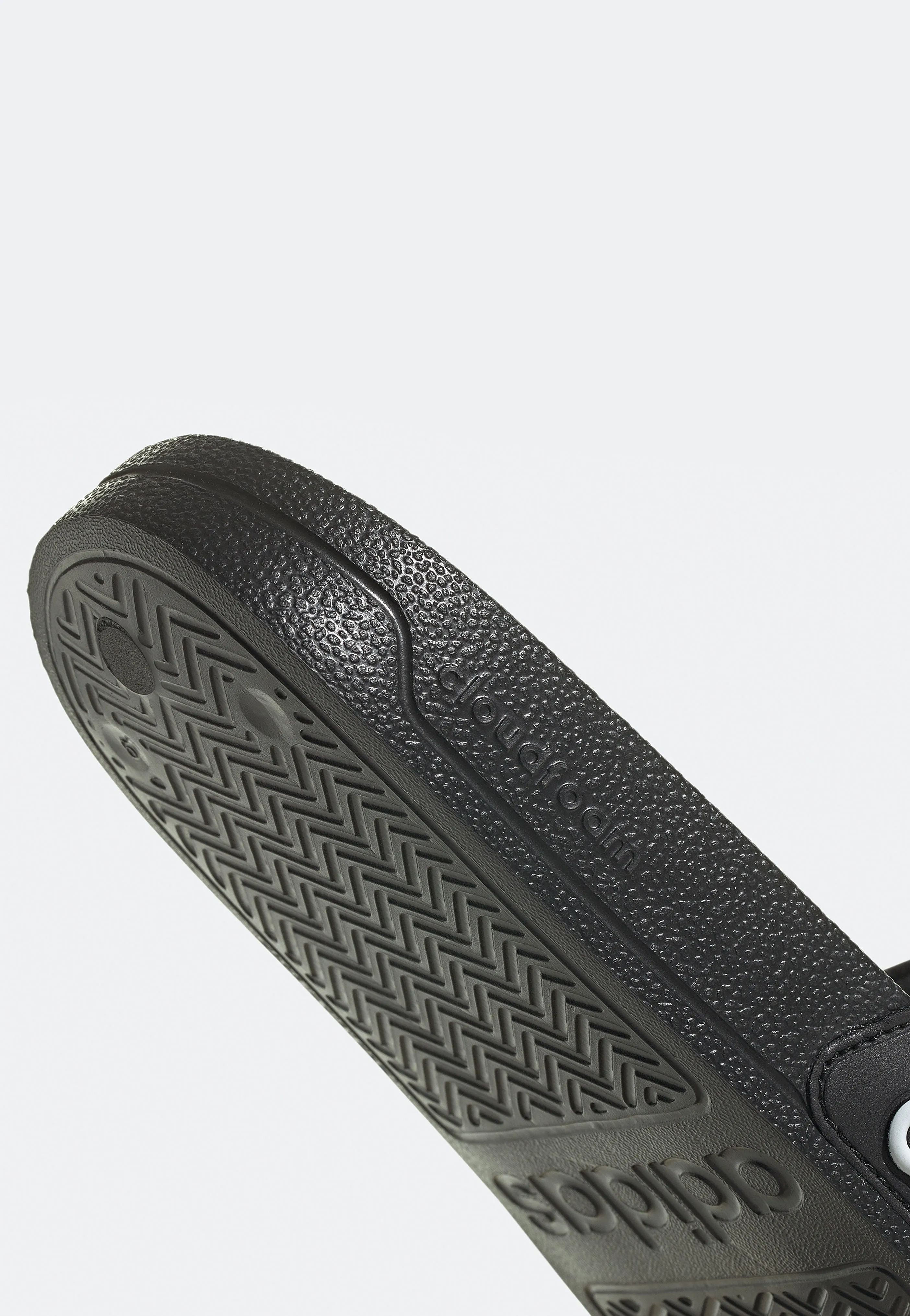 Adidas - Adilette Shower Cblack/Ftwwht/Cblack - Slides