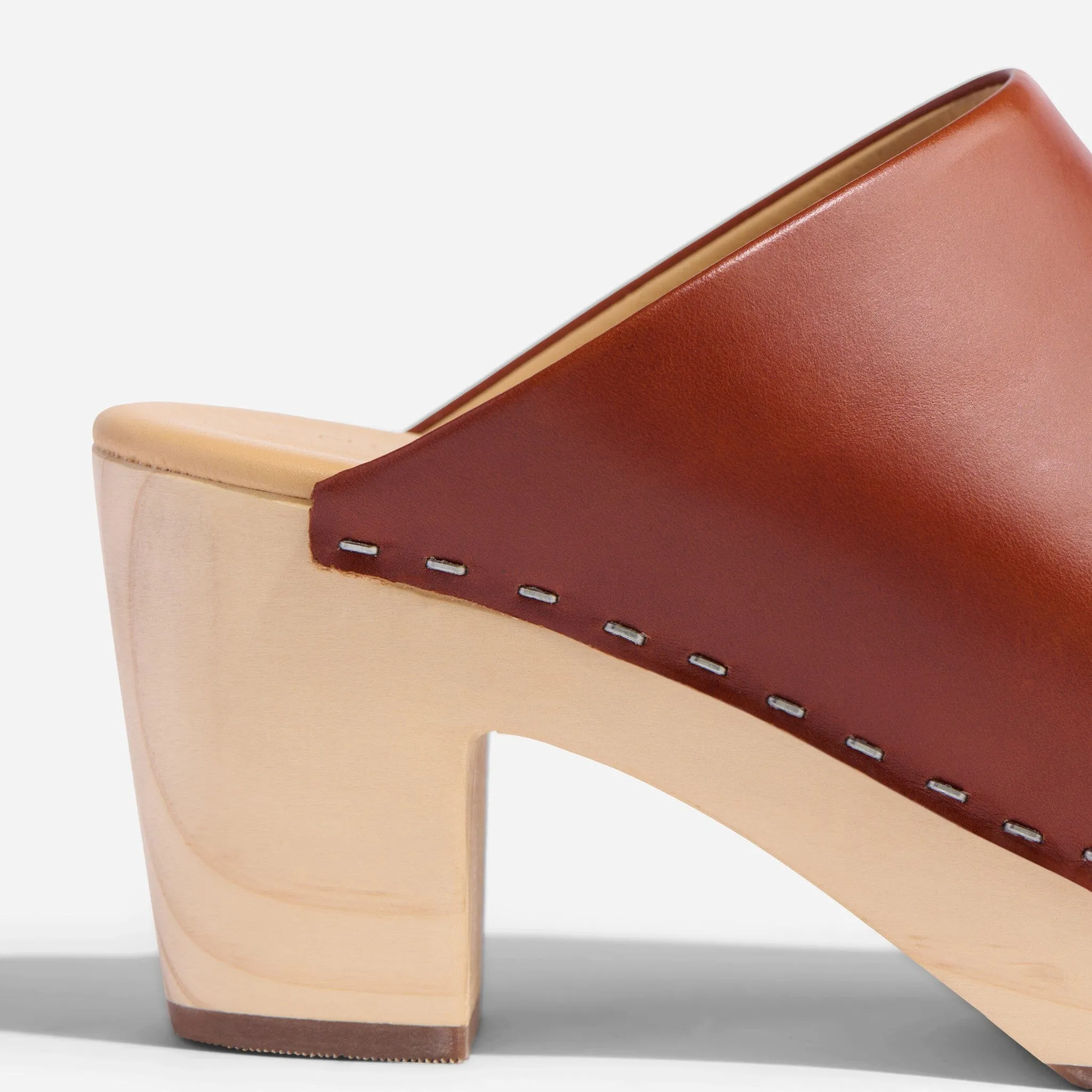 All-Day Heeled Clog Brandy -NISOLO