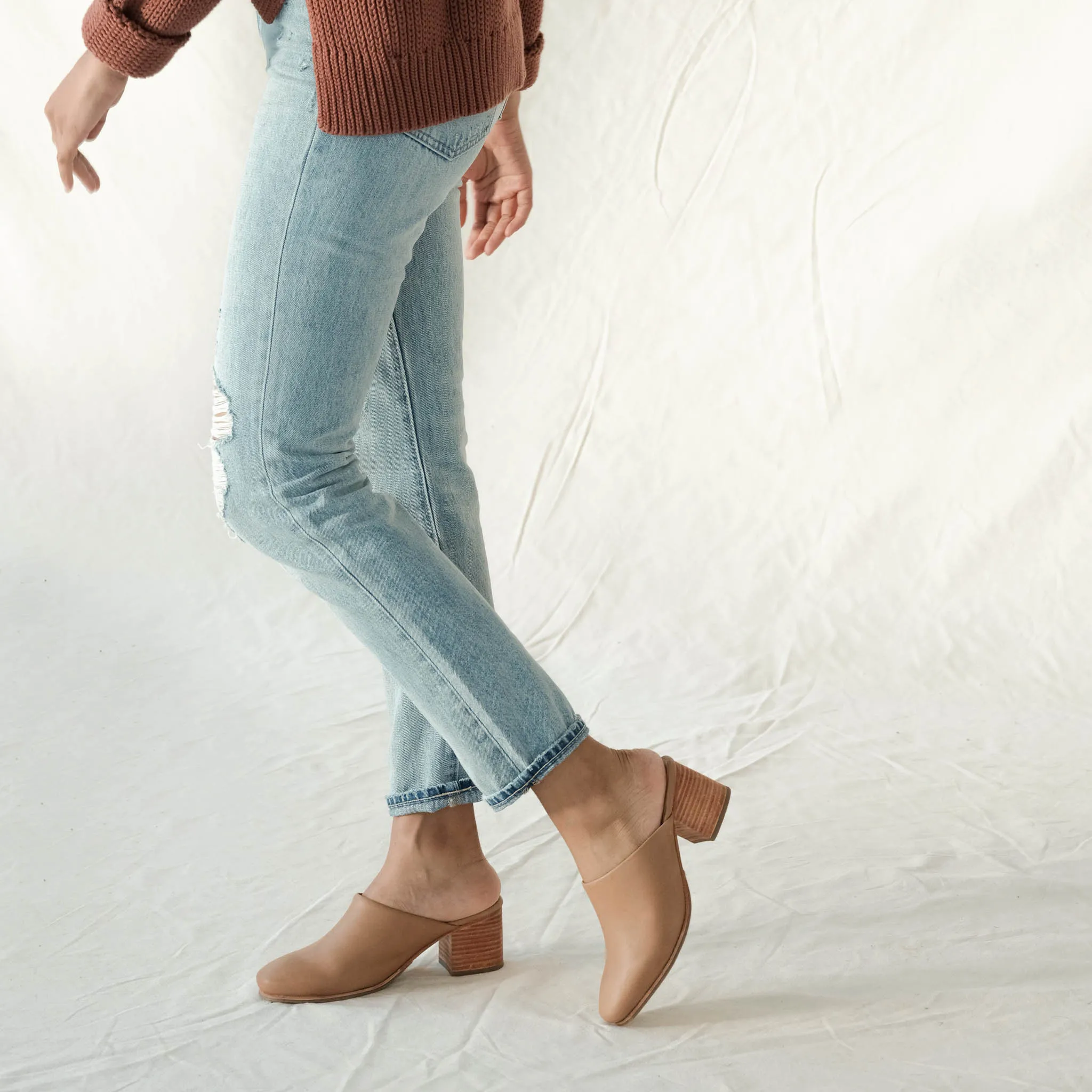 All-Day Heeled Mule Almond -NISOLO