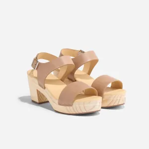 All-Day Open Toe Clog Almond -NISOLO