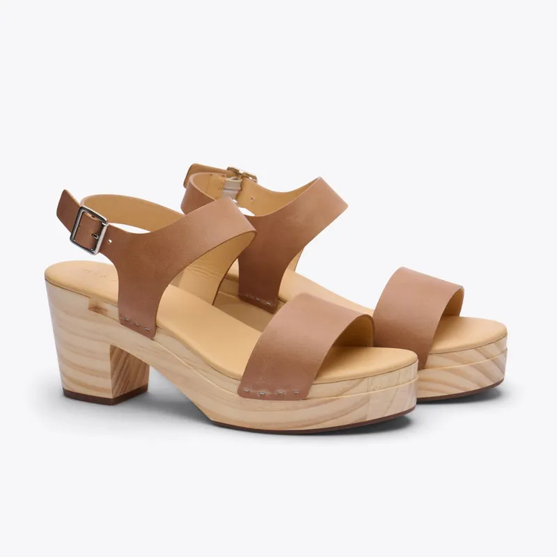 All-Day Open Toe Clog Almond -NISOLO