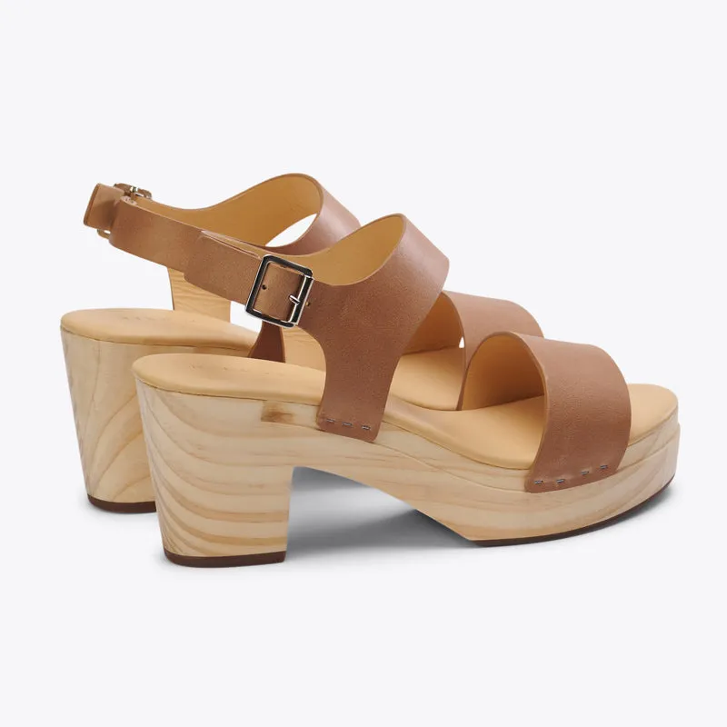 All-Day Open Toe Clog Almond -NISOLO
