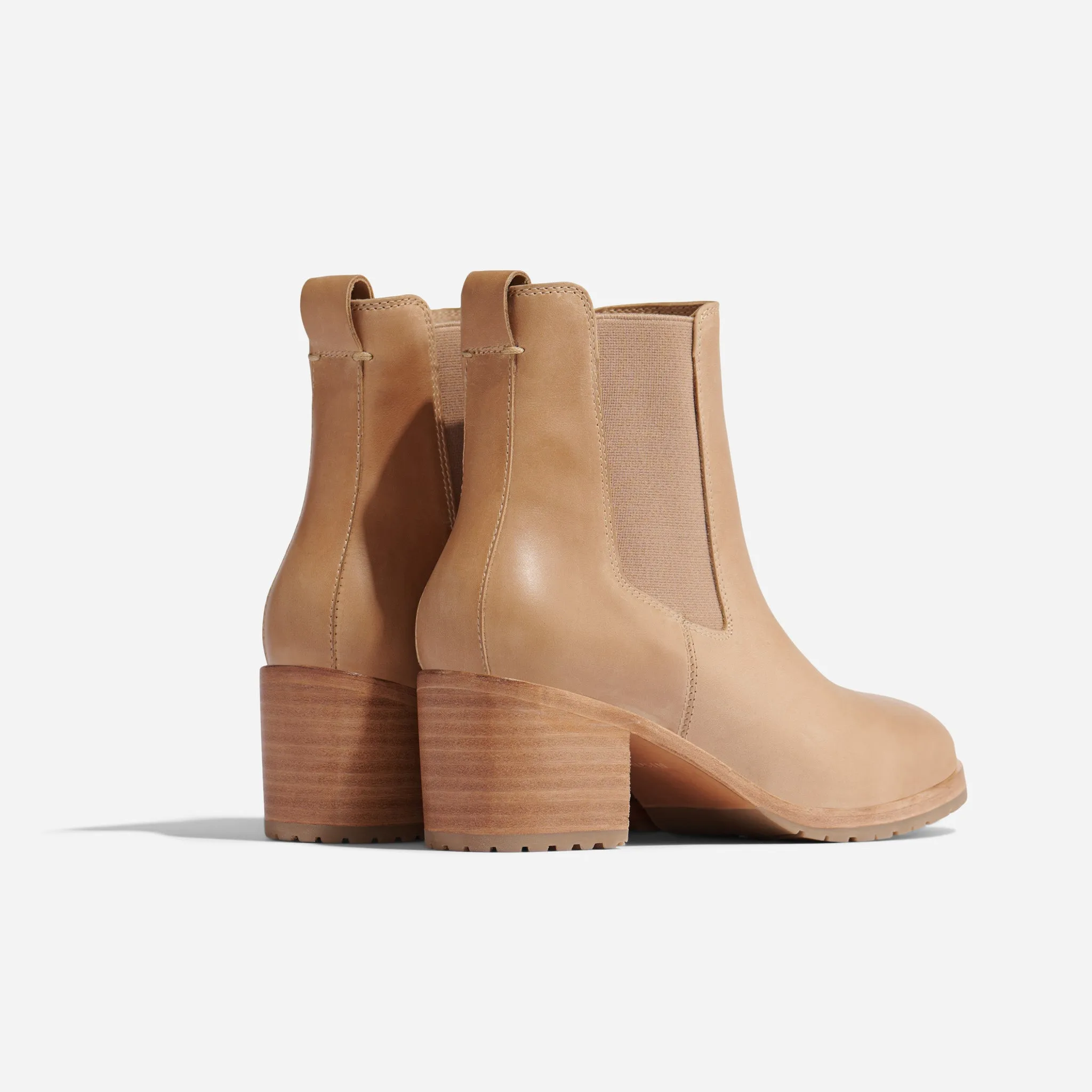 Ana Go-To Heeled Chelsea Boot Almond -NISOLO