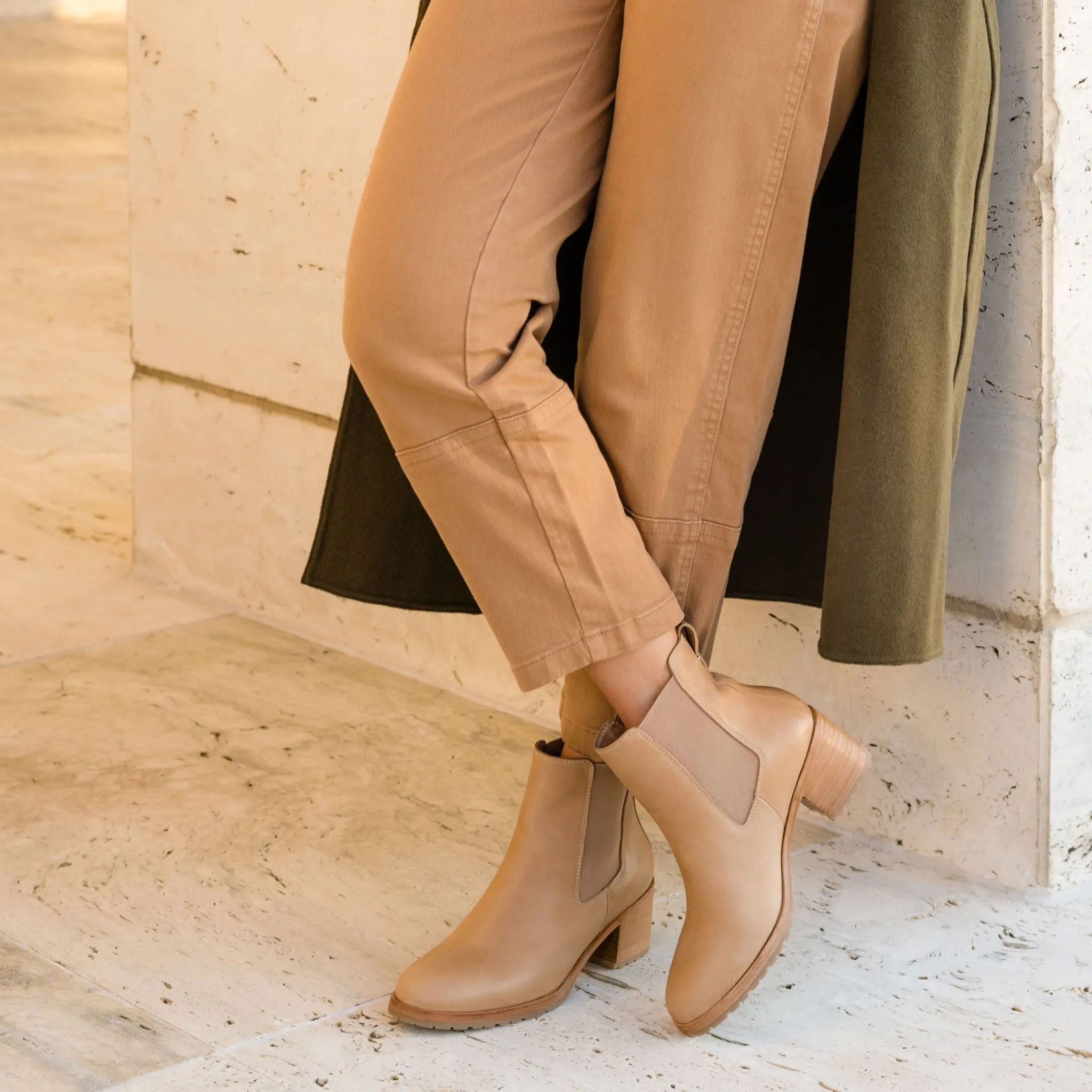 Ana Go-To Heeled Chelsea Boot Almond -NISOLO