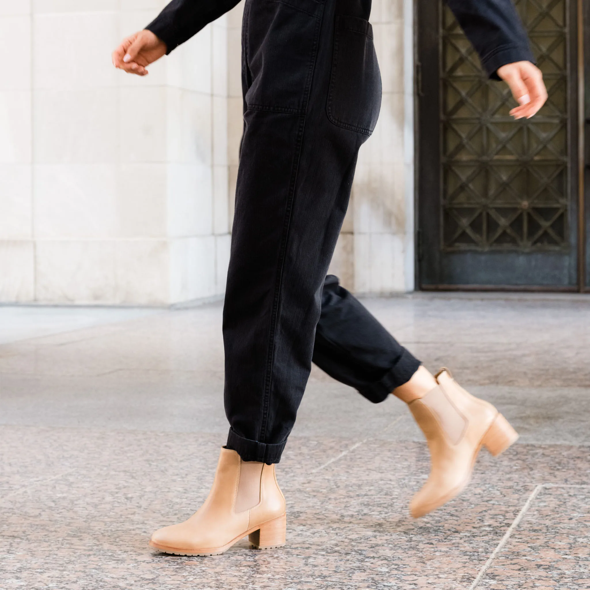 Ana Go-To Heeled Chelsea Boot Almond -NISOLO