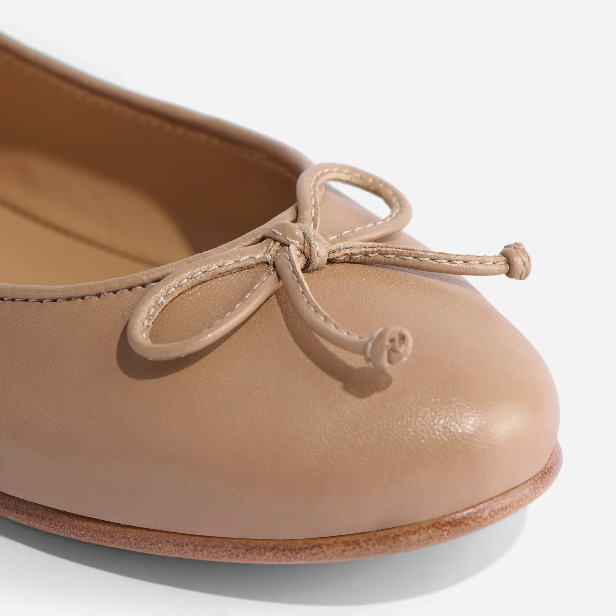 Bea Go-To Ballet Almond -NISOLO