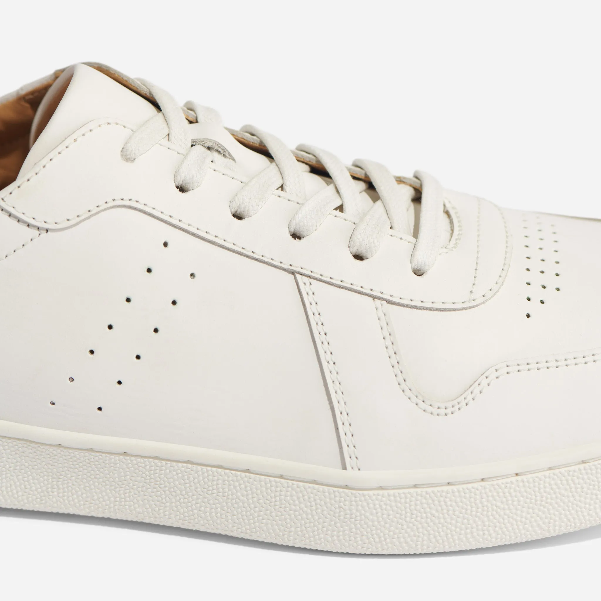Beto Go-To Court Sneaker White -NISOLO