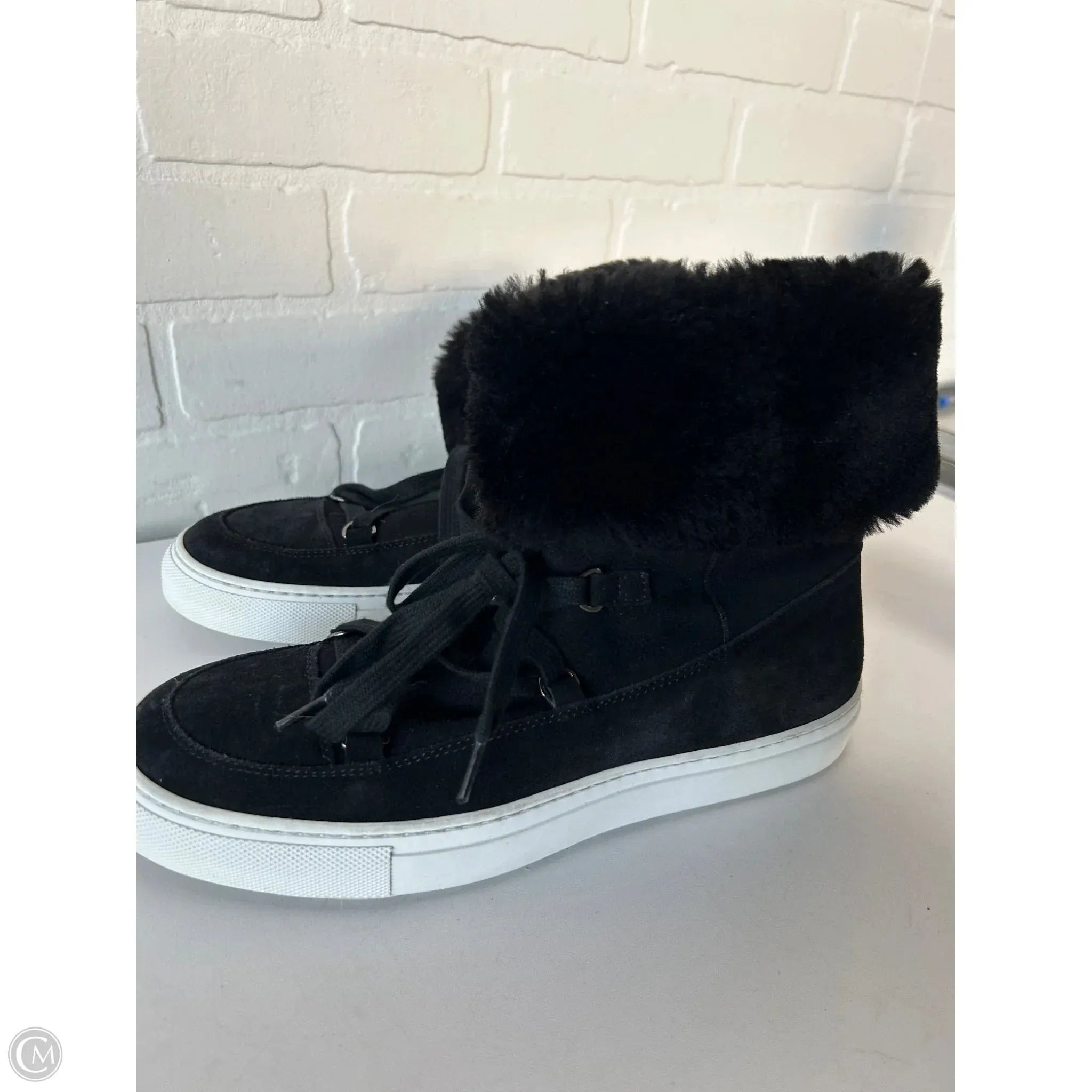 Boots Ankle Flats By Aquatalia In Black, Size: 9