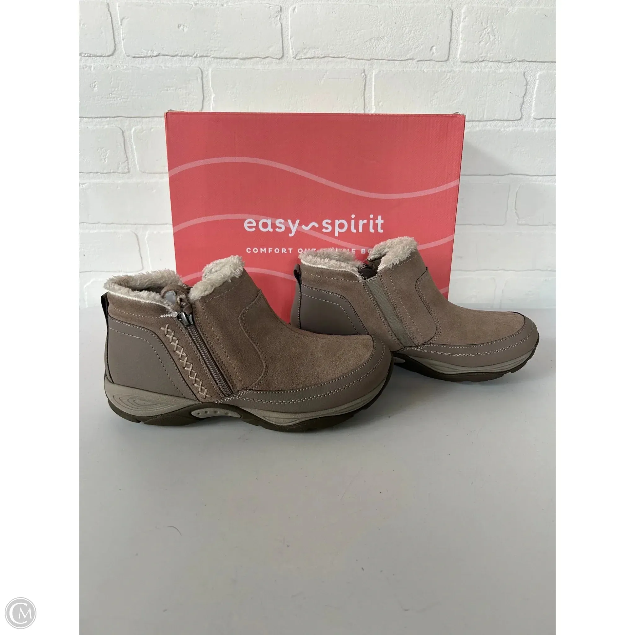 Boots Ankle Flats By Easy Spirit In Brown, Size: 8.5