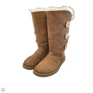 Boots Designer By Ugg In Brown, Size: 6