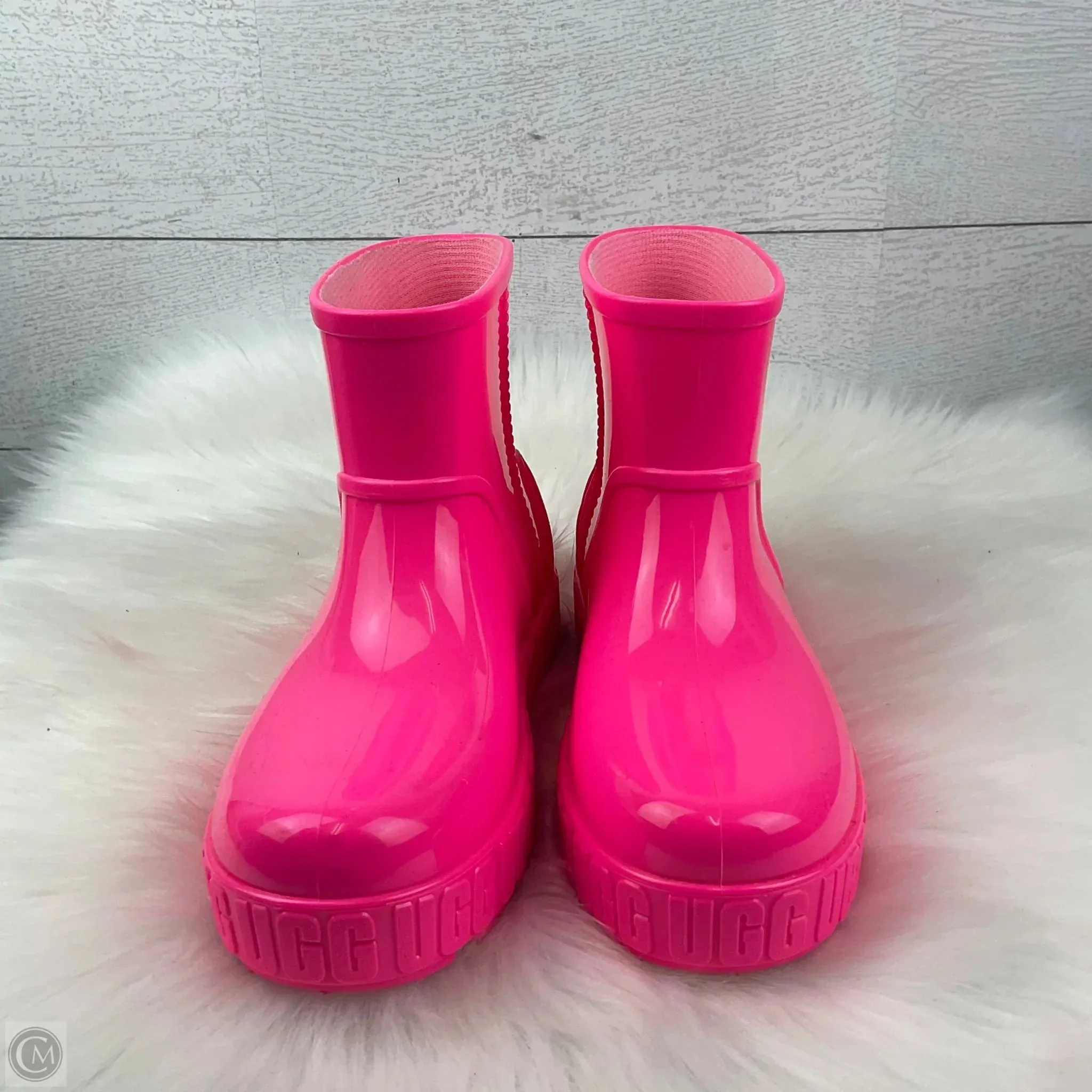 Boots Designer By Ugg In Pink, Size: 6