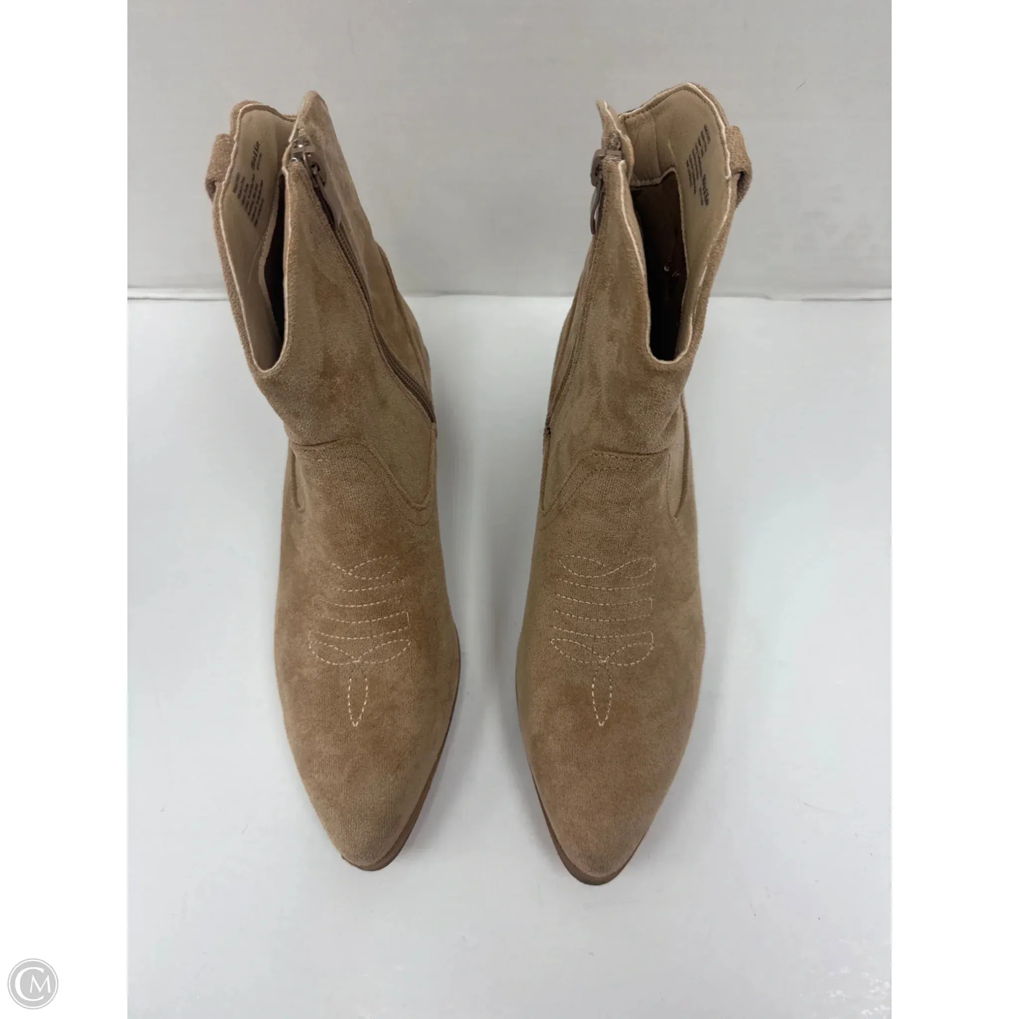 Boots Western By Clothes Mentor In Beige, Size: 8