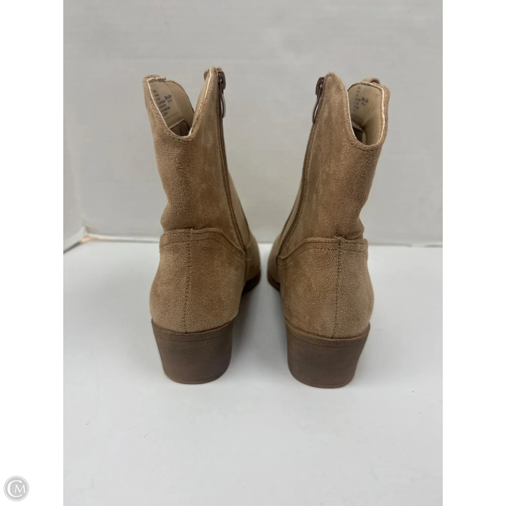Boots Western By Clothes Mentor In Beige, Size: 8