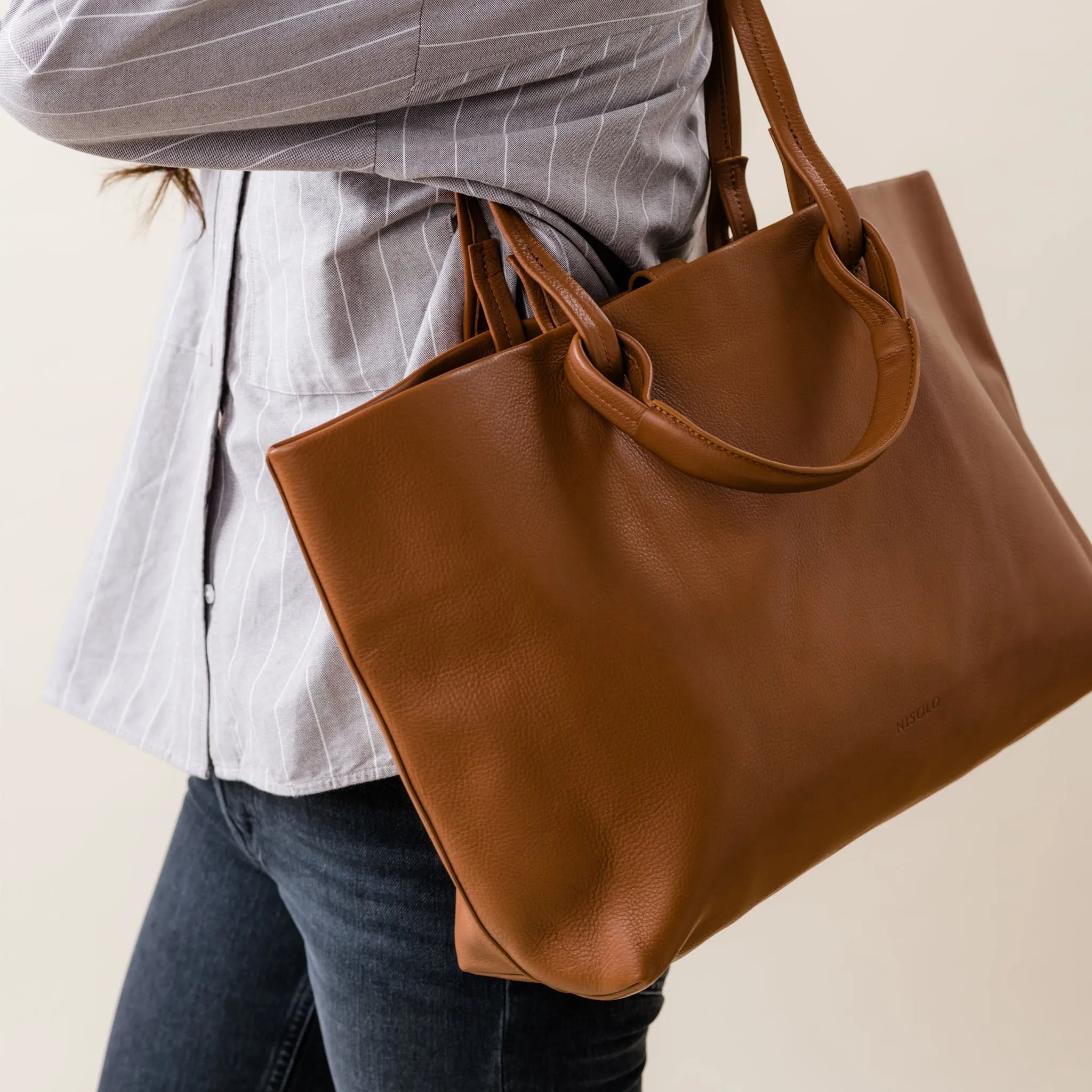 Camila Everyday Tote Caramel -NISOLO