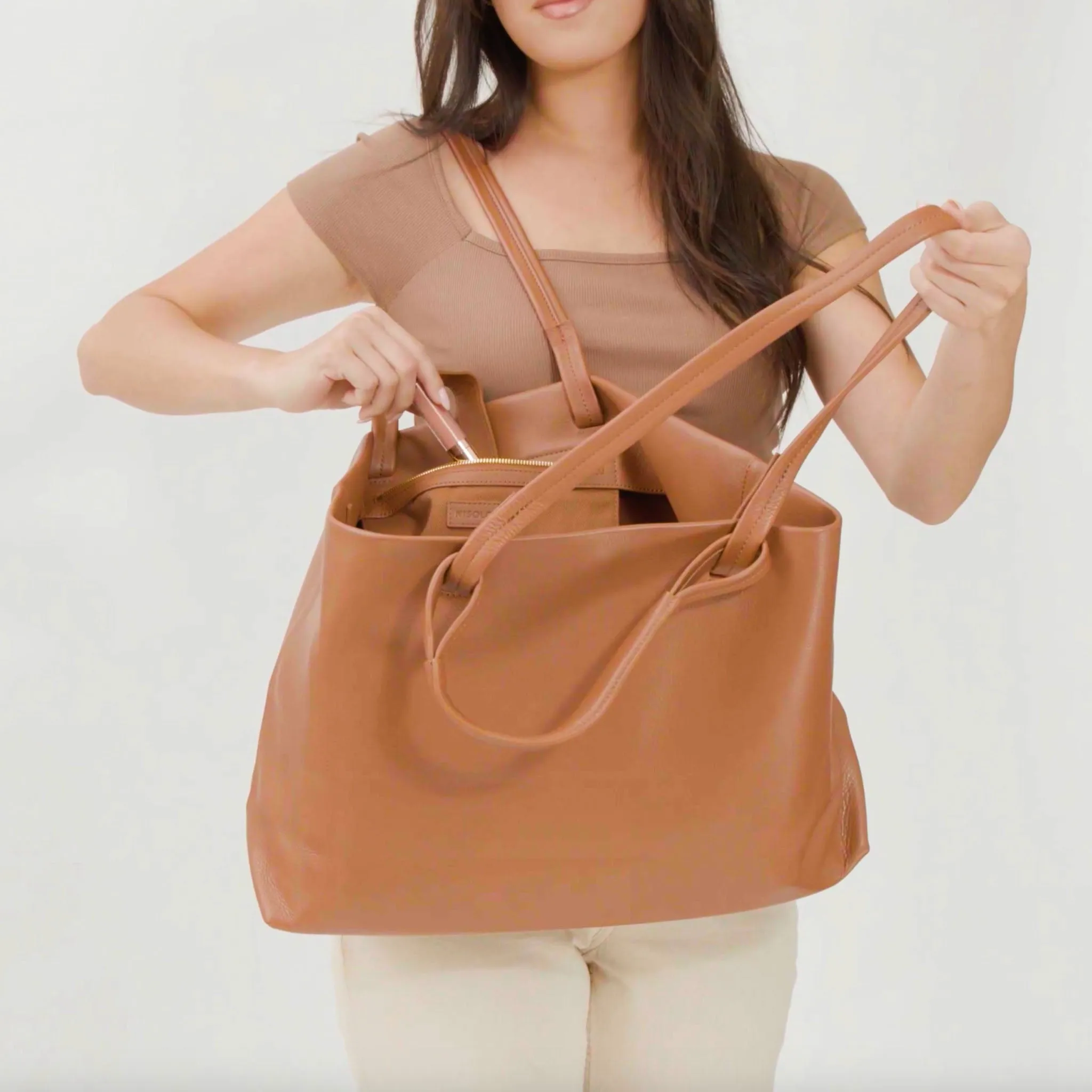 Camila Everyday Tote Caramel -NISOLO