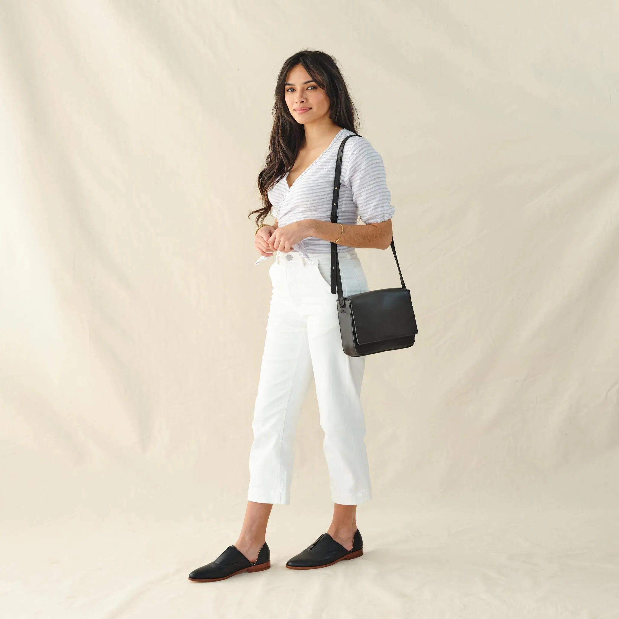 Clara Crossbody Black -NISOLO
