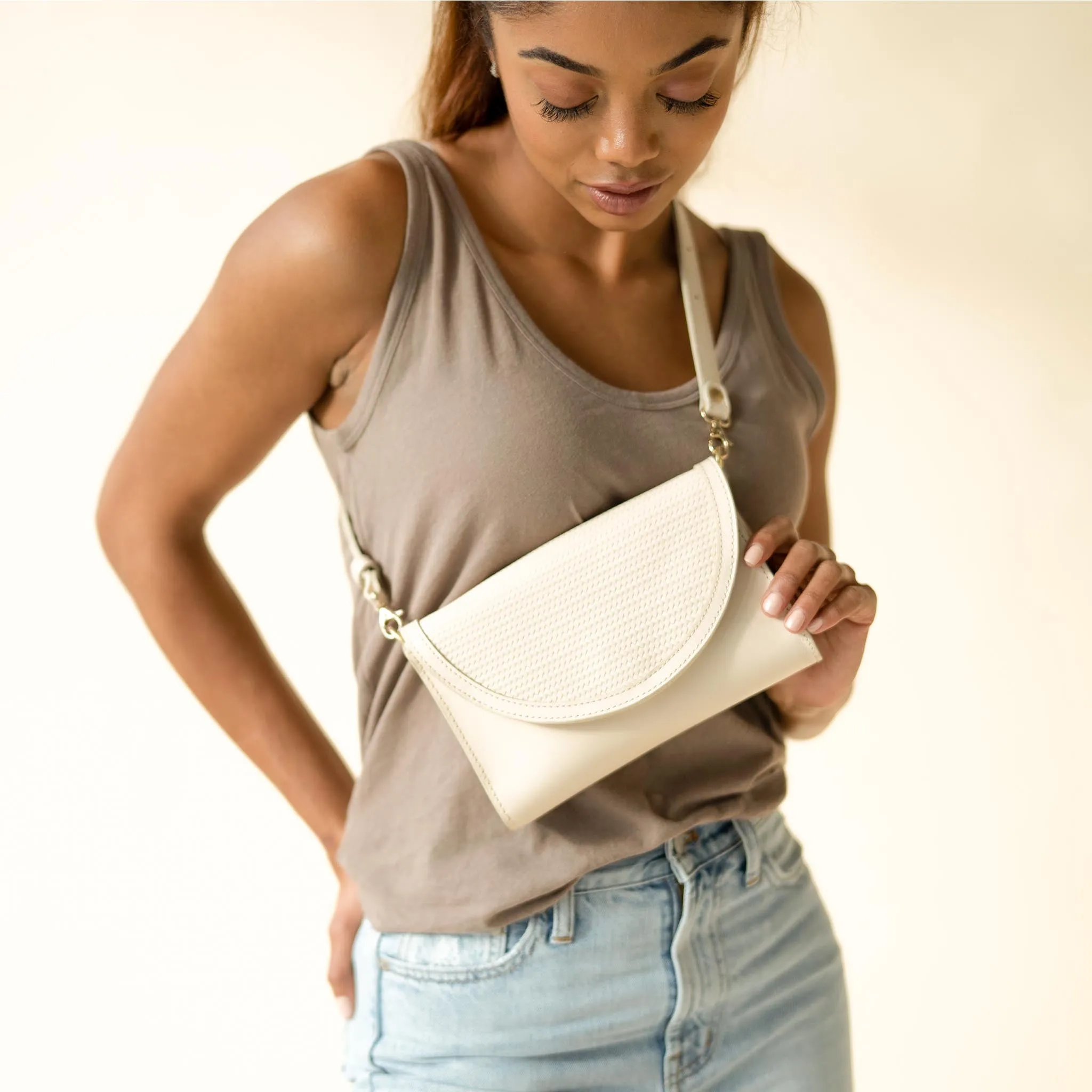 Cleo Convertible Crossbody Woven Bone -NISOLO