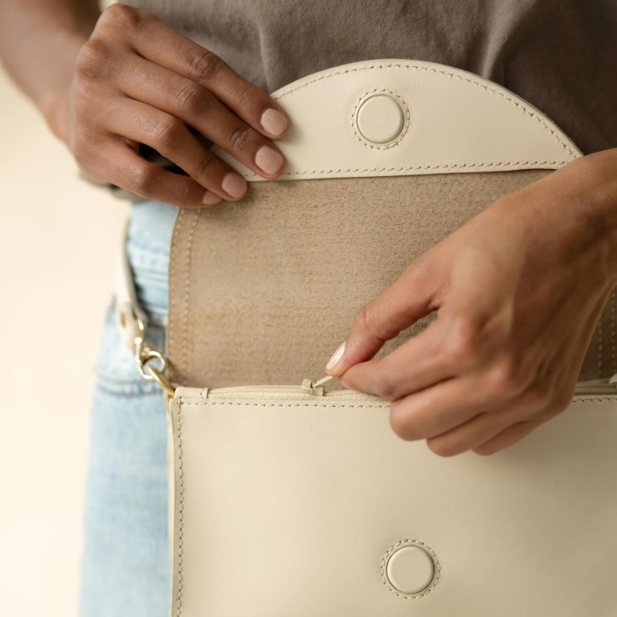 Cleo Convertible Crossbody Woven Bone -NISOLO