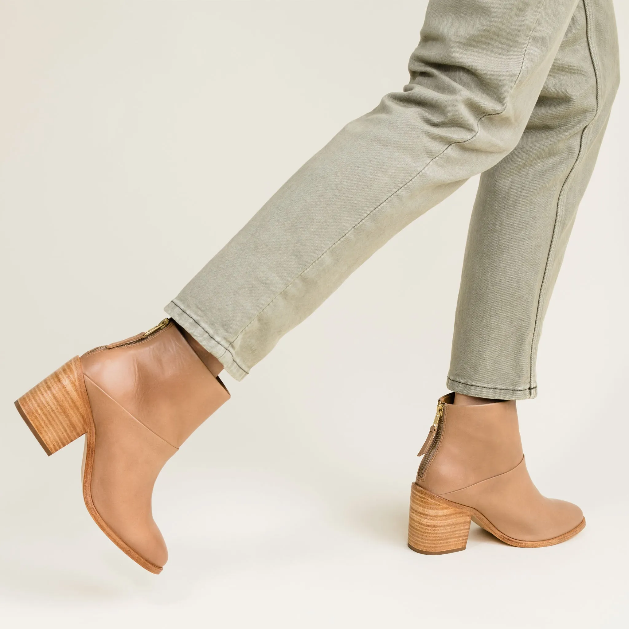 Dari Boot 2.0 Almond -NISOLO