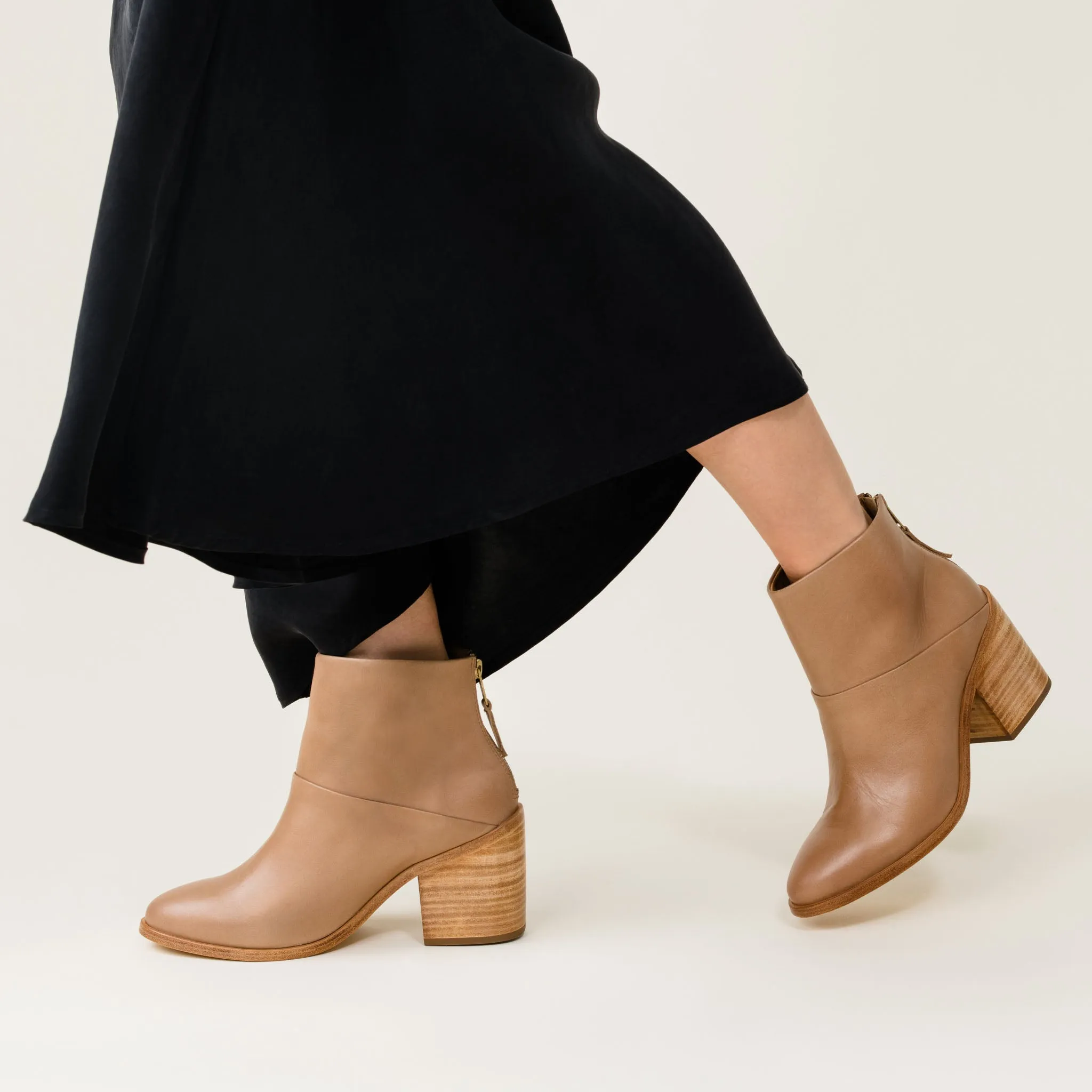 Dari Boot 2.0 Almond -NISOLO