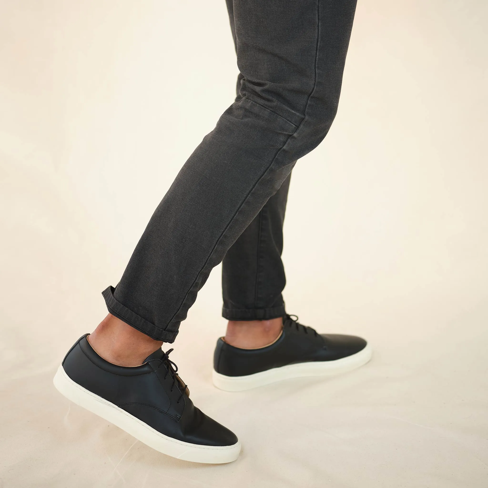 Diego Everyday Sneaker Black -NISOLO