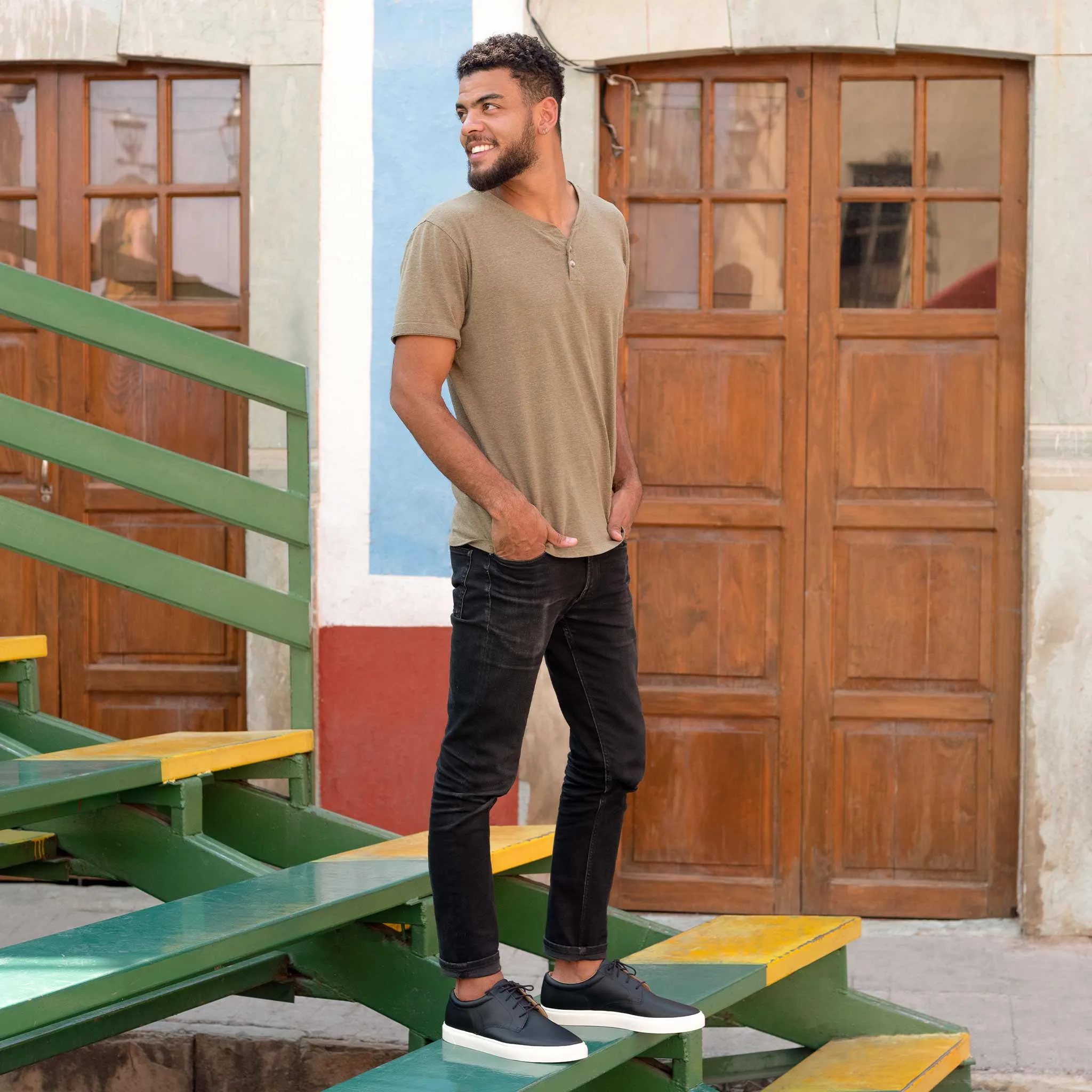 Diego Everyday Sneaker Black -NISOLO