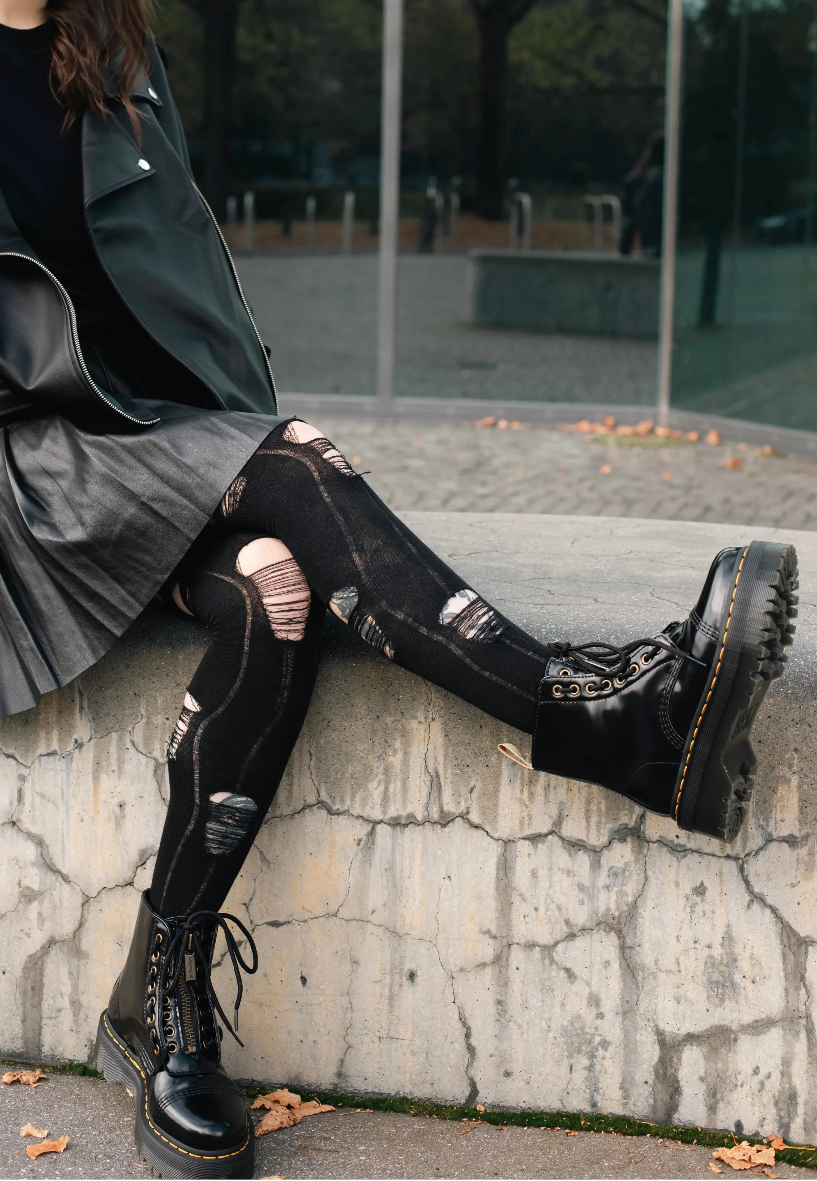 Dr. Martens - Vegan Sinclair Black Oxford - Girl Shoes