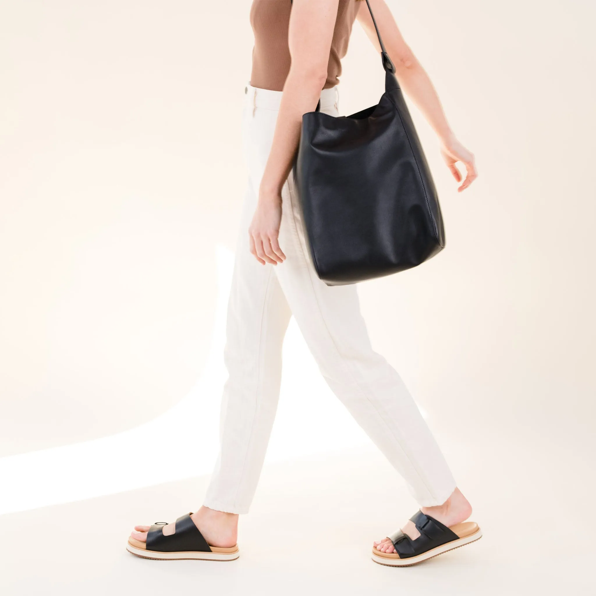 Ella Flatform Slide Black -NISOLO