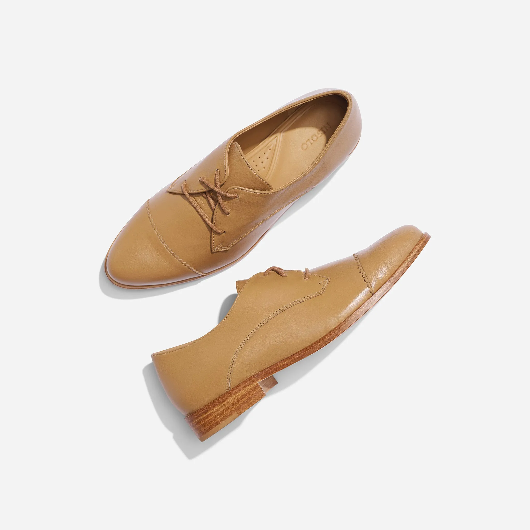 Emilia Cap Toe Oxford Almond -NISOLO