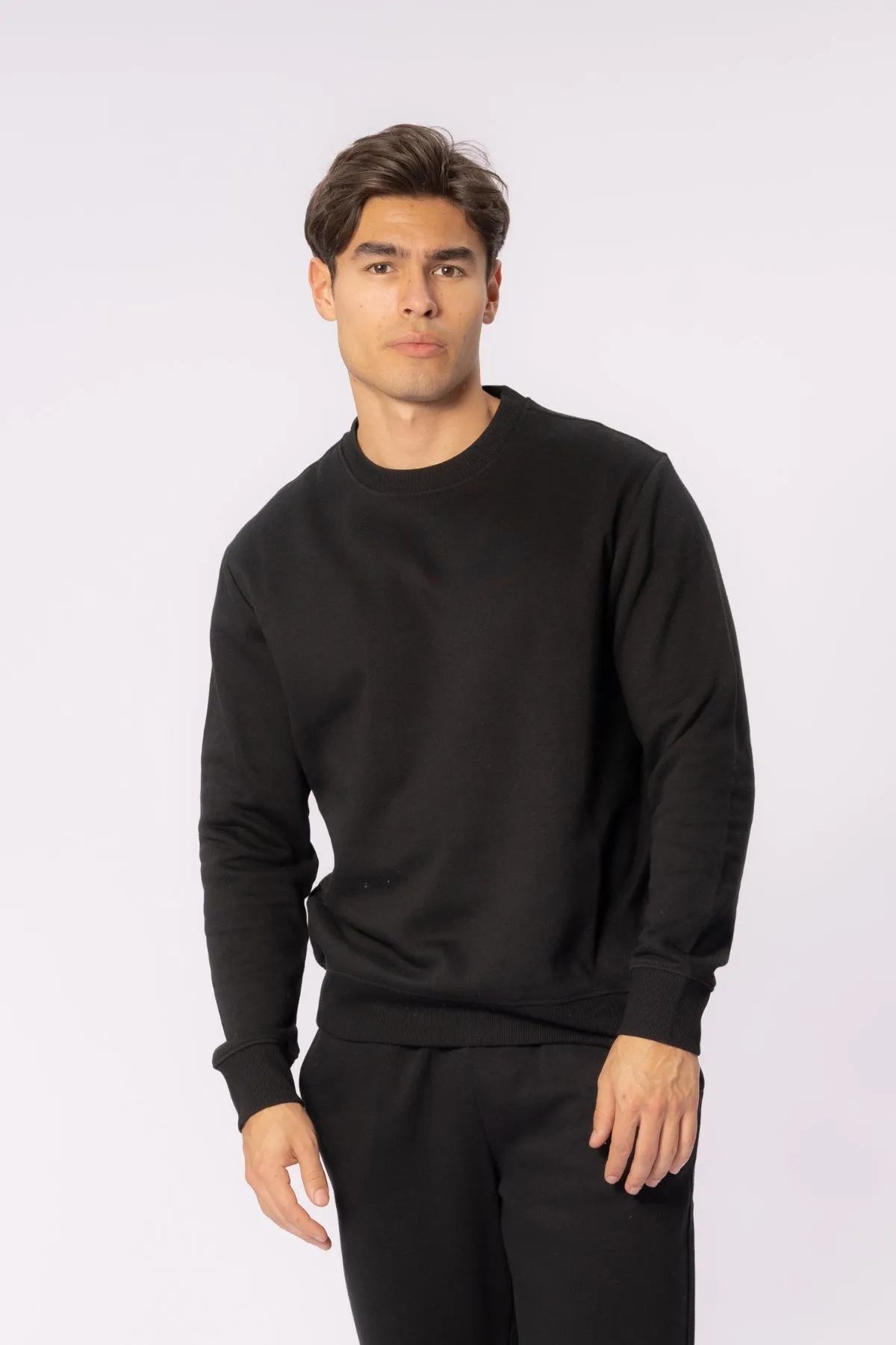 Essential Crewneck - Black