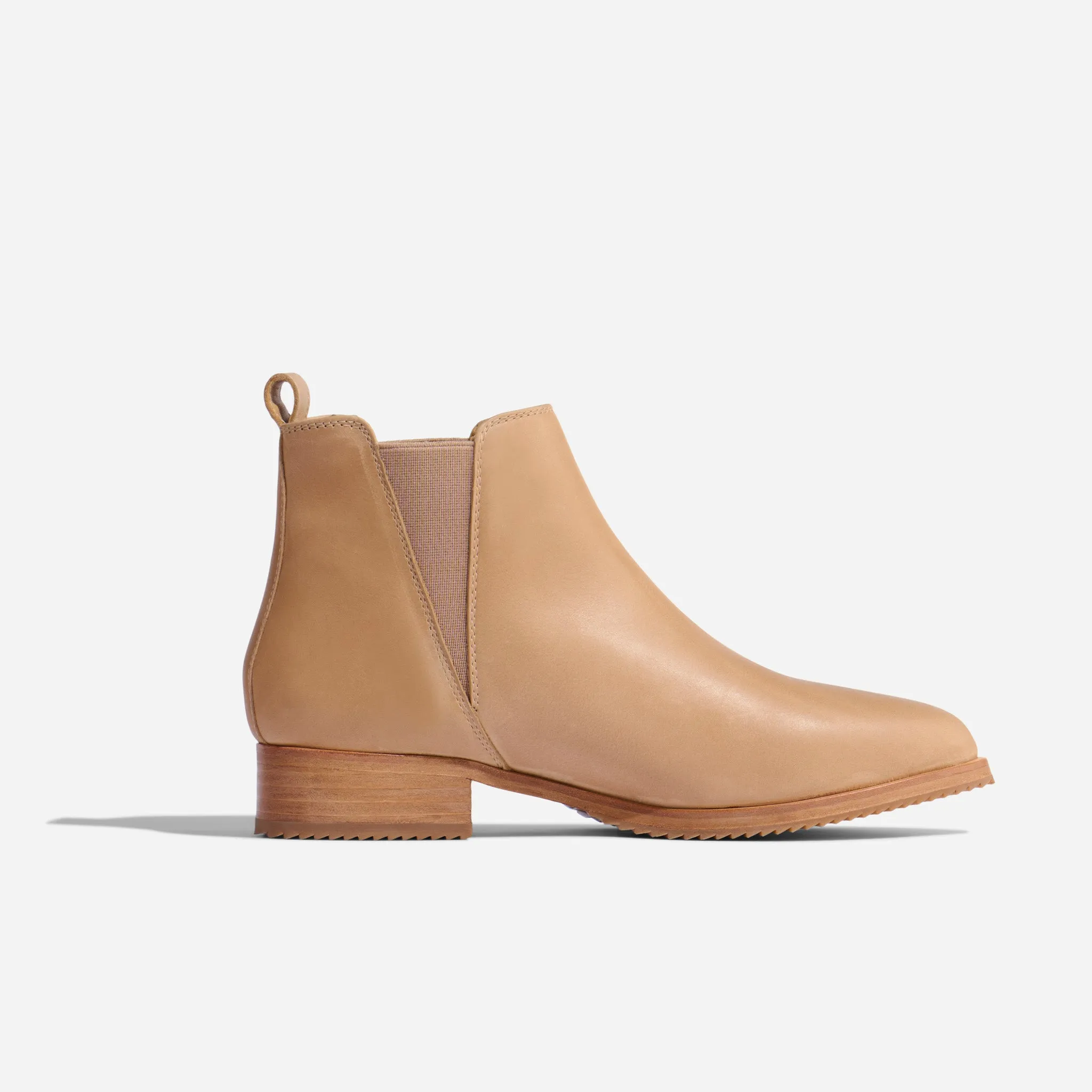 Eva Everyday Chelsea Boot Almond -NISOLO
