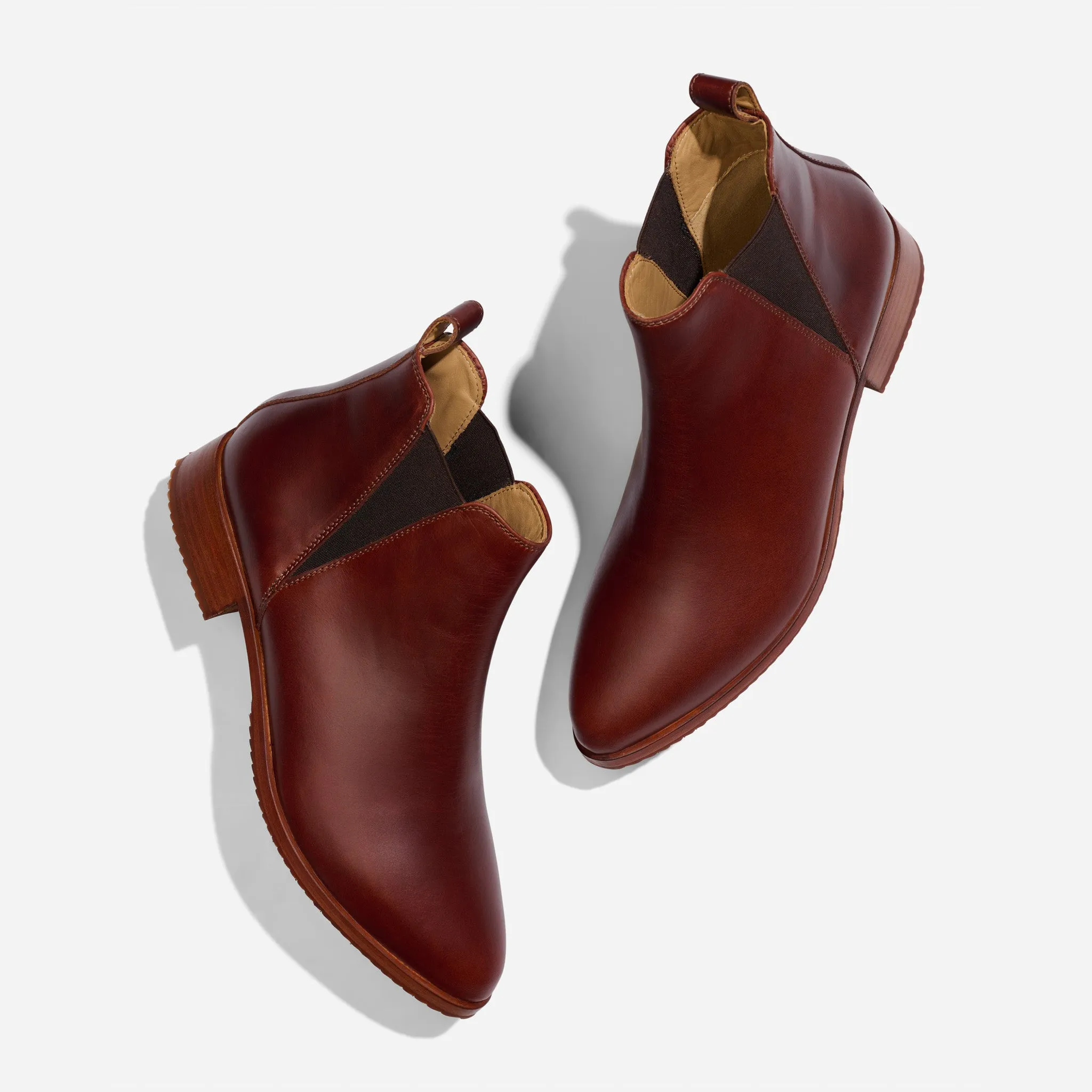 Eva Everyday Chelsea Boot Auburn -NISOLO