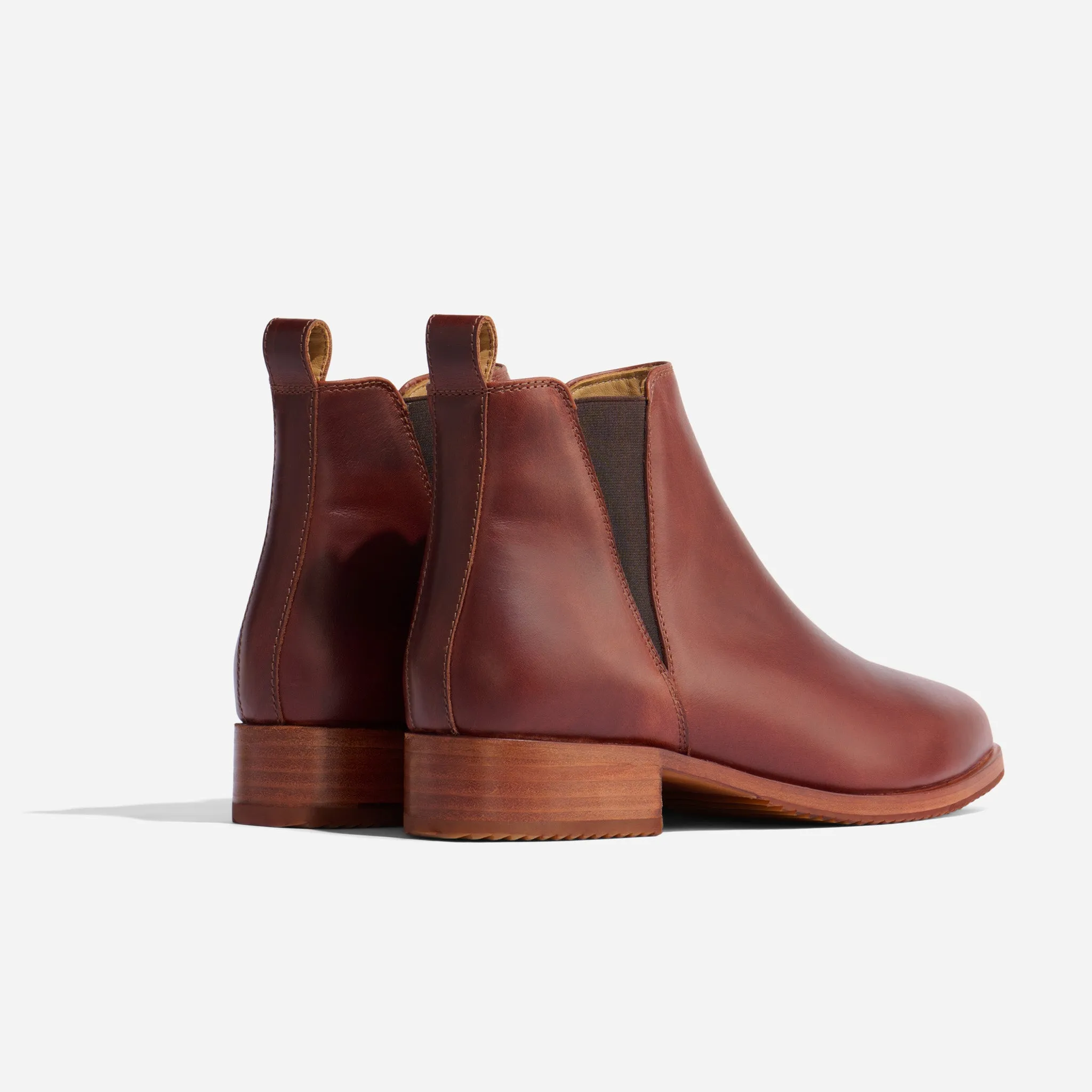 Eva Everyday Chelsea Boot Auburn -NISOLO