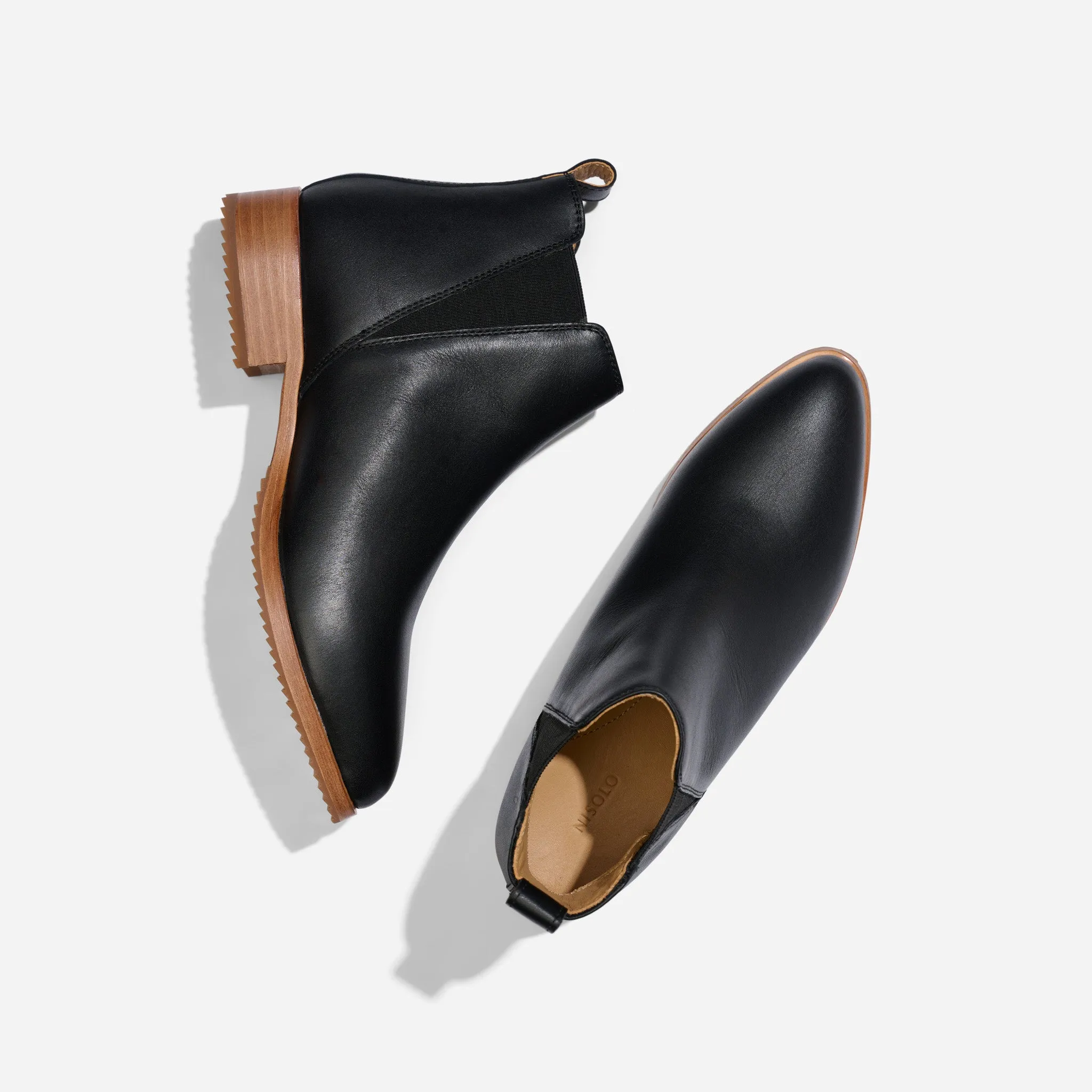 Eva Everyday Chelsea Boot Black -NISOLO