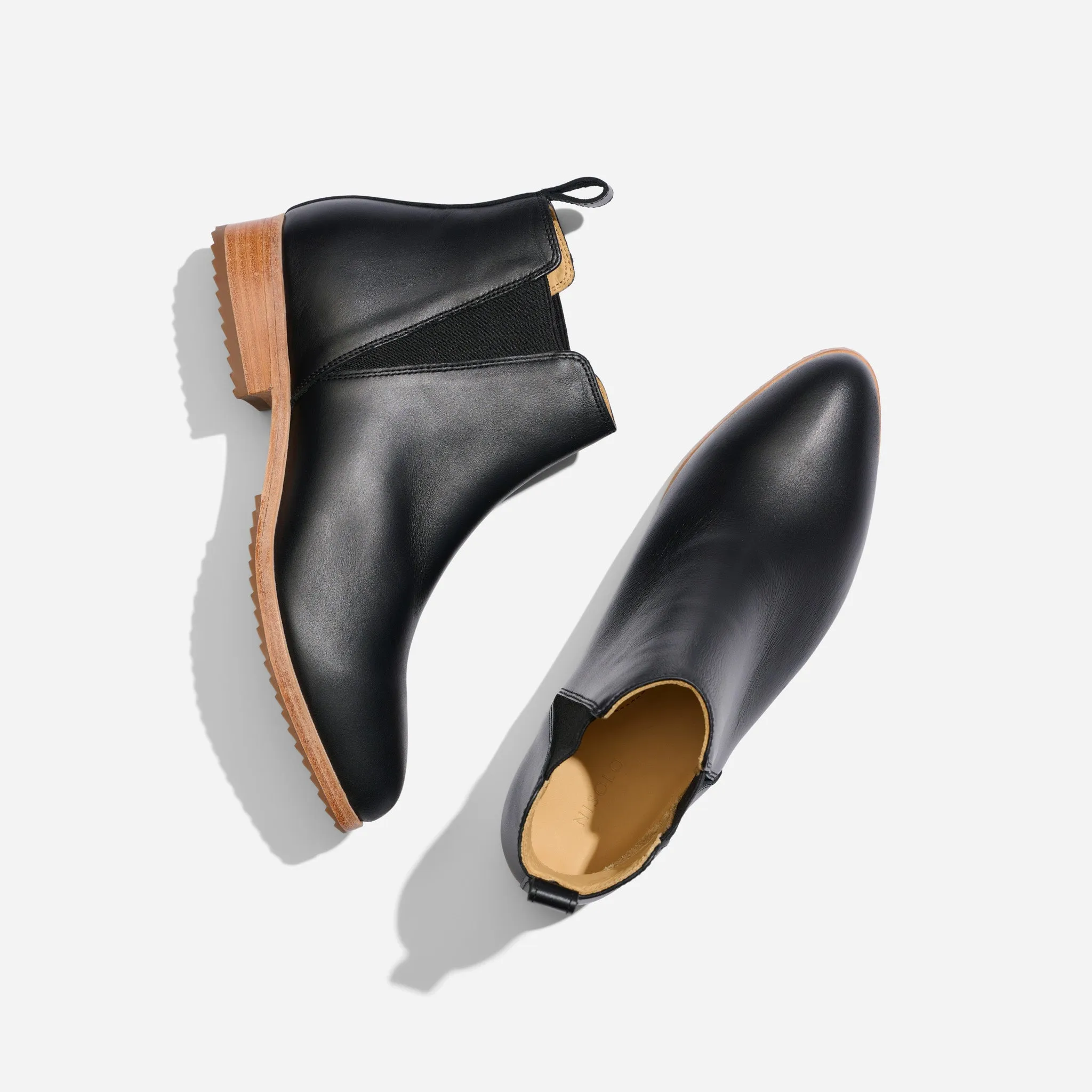 Eva Everyday Chelsea Boot Black -NISOLO