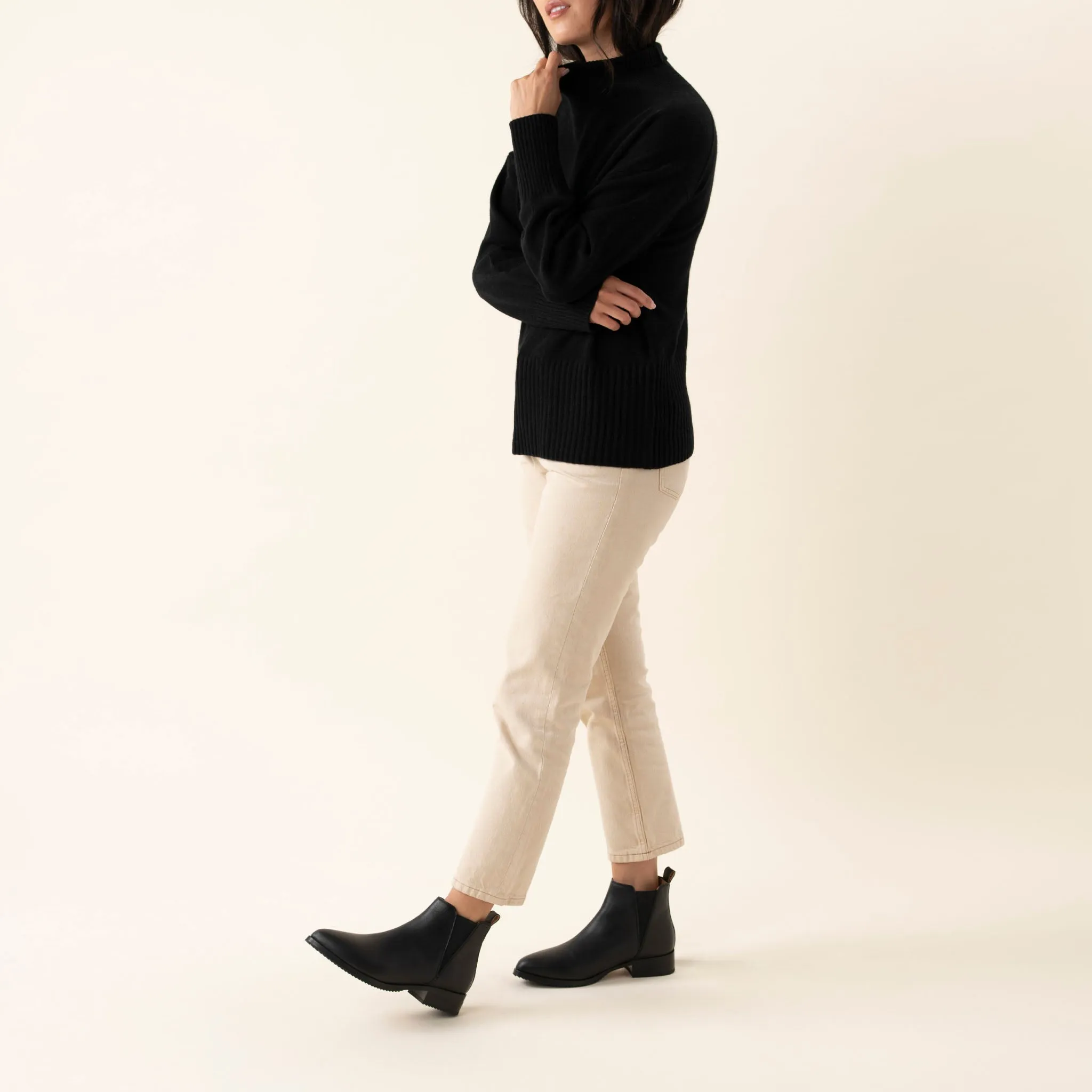 Eva Everyday Chelsea Boot Black/Black -NISOLO