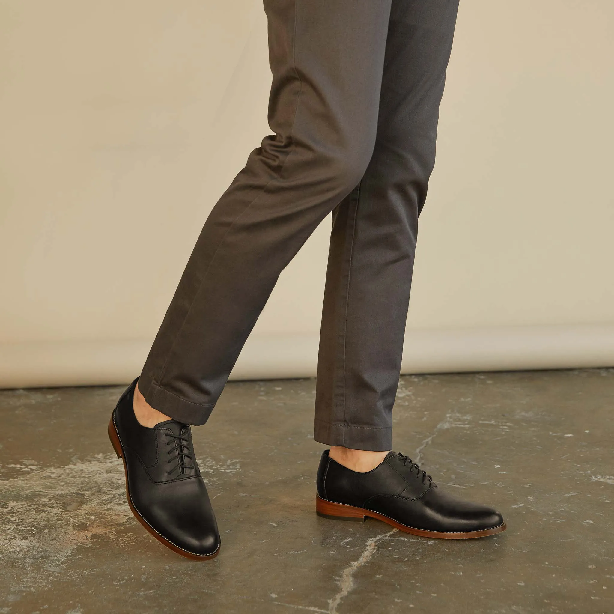 Everyday Oxford Black -NISOLO
