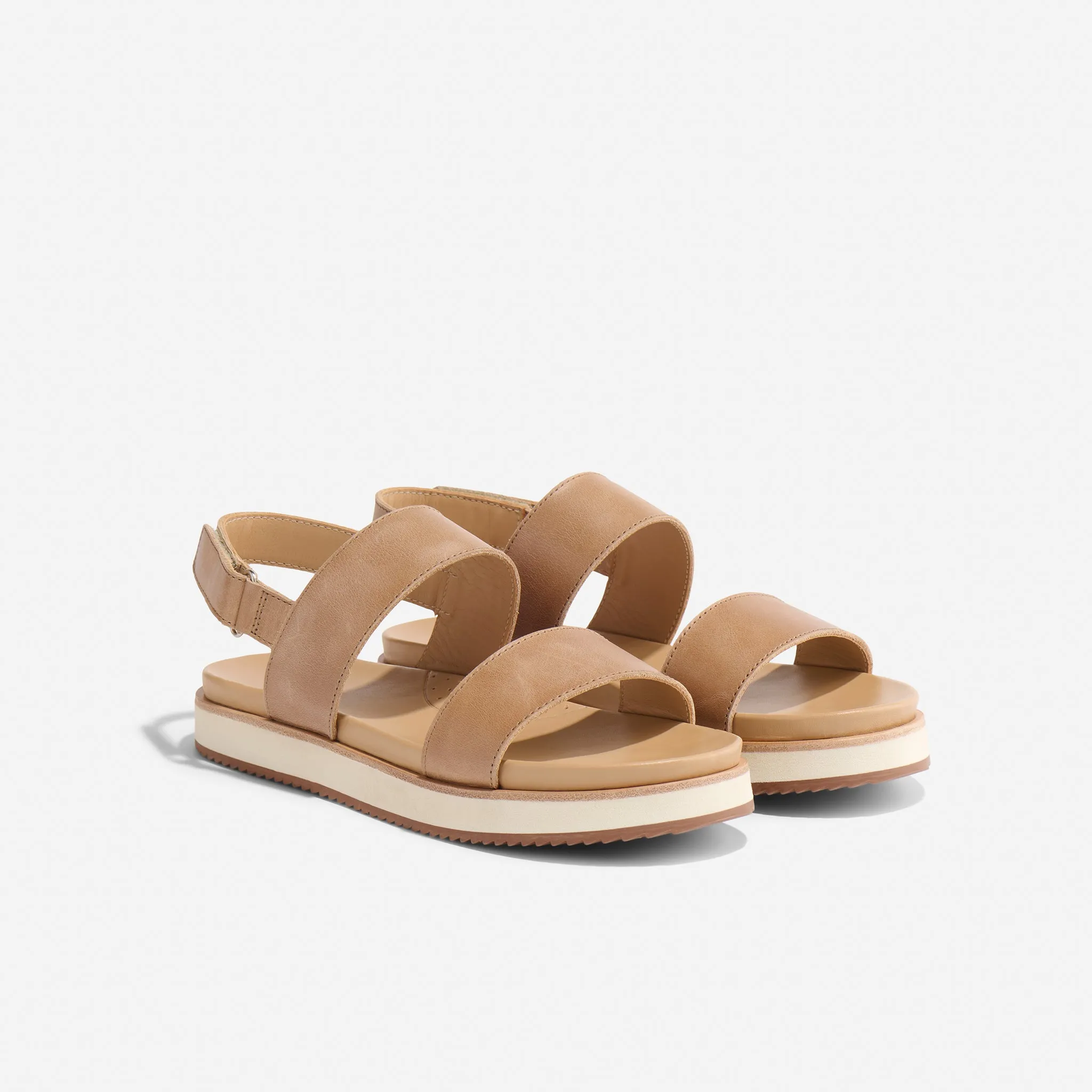 Go-To Flatform Sandal 2.0 Almond -NISOLO