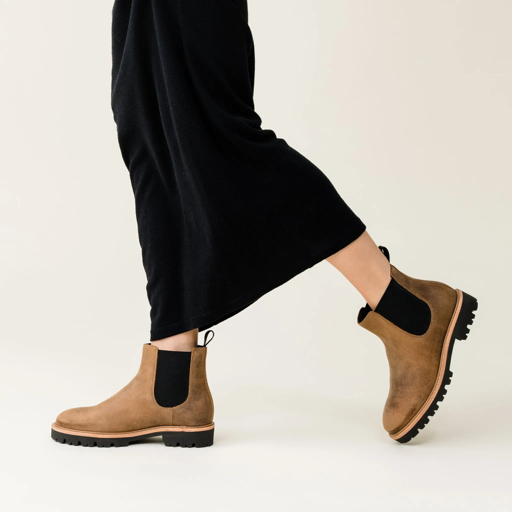 Go-To Lug Chelsea Boot 2.0 Tobacco -NISOLO