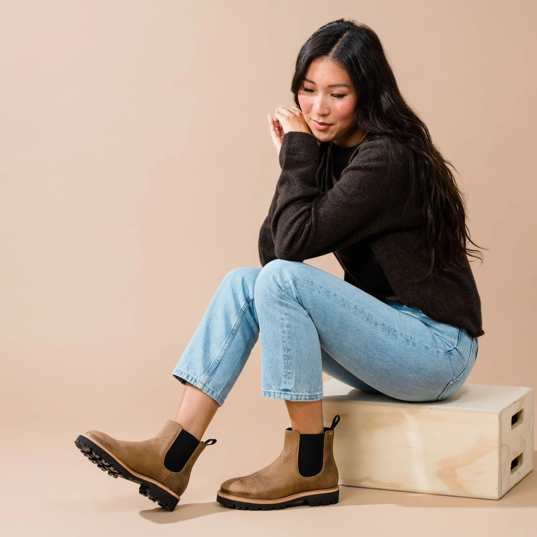 Go-To Lug Chelsea Boot 2.0 Tobacco -NISOLO
