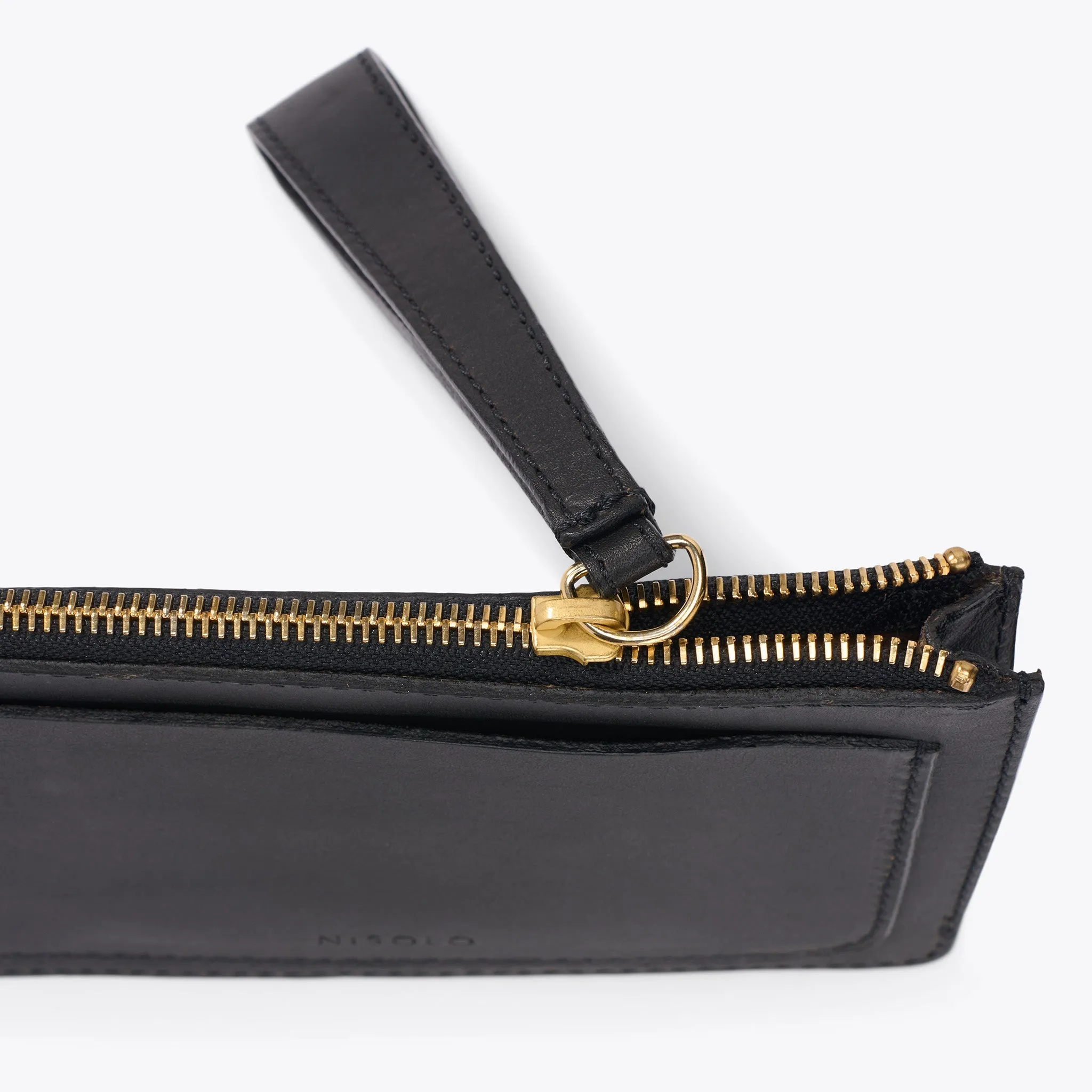 Go-To Wristlet Clutch Black -NISOLO
