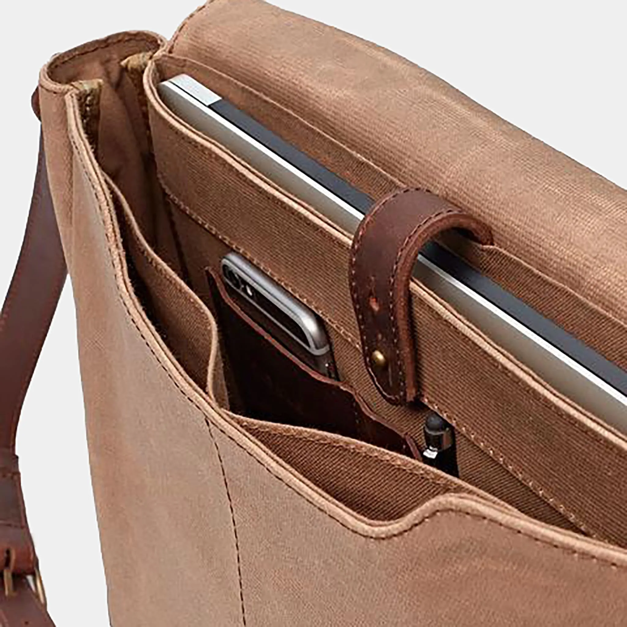 Leather Loreto Messenger Bag -NISOLO