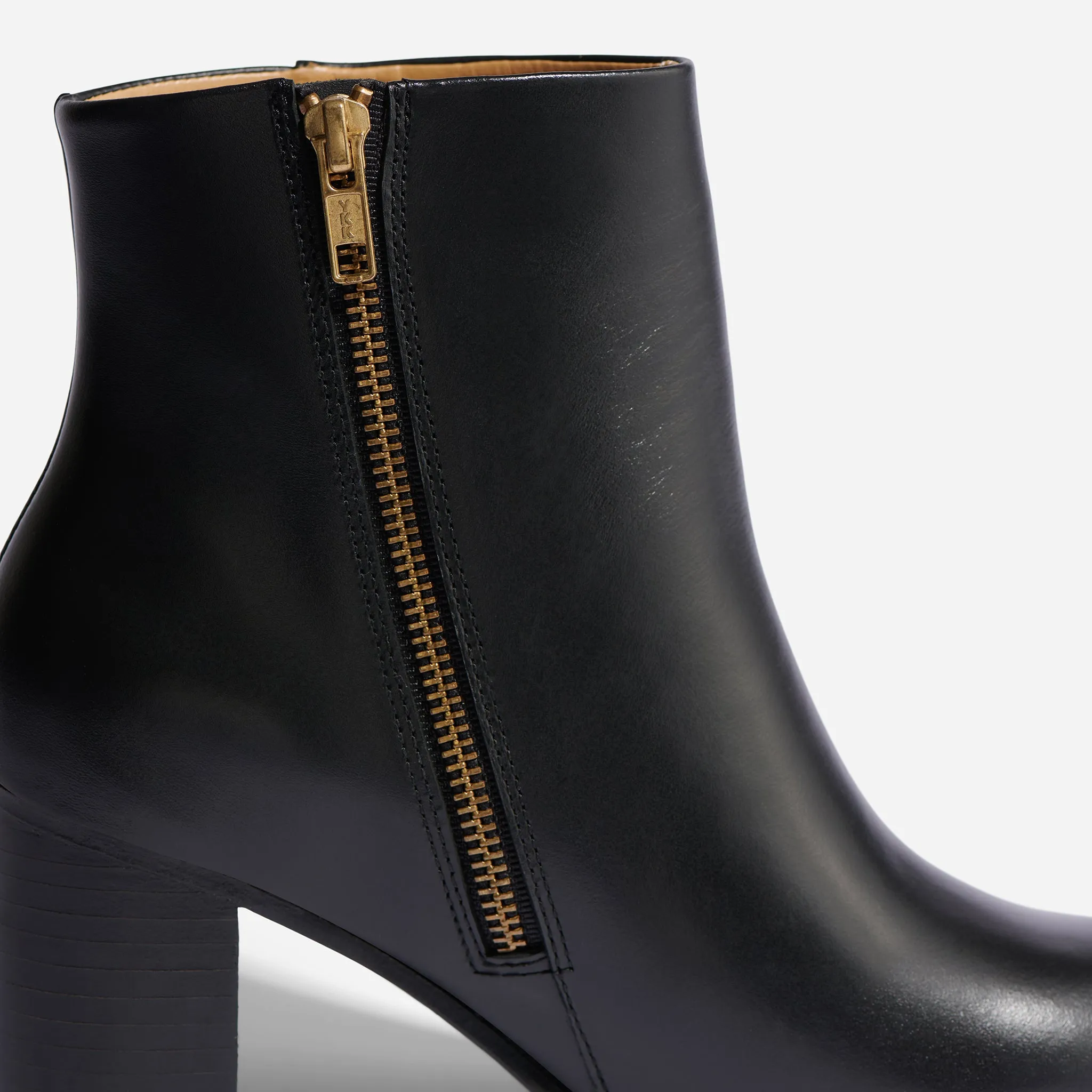 Lia Heeled Bootie Black -NISOLO