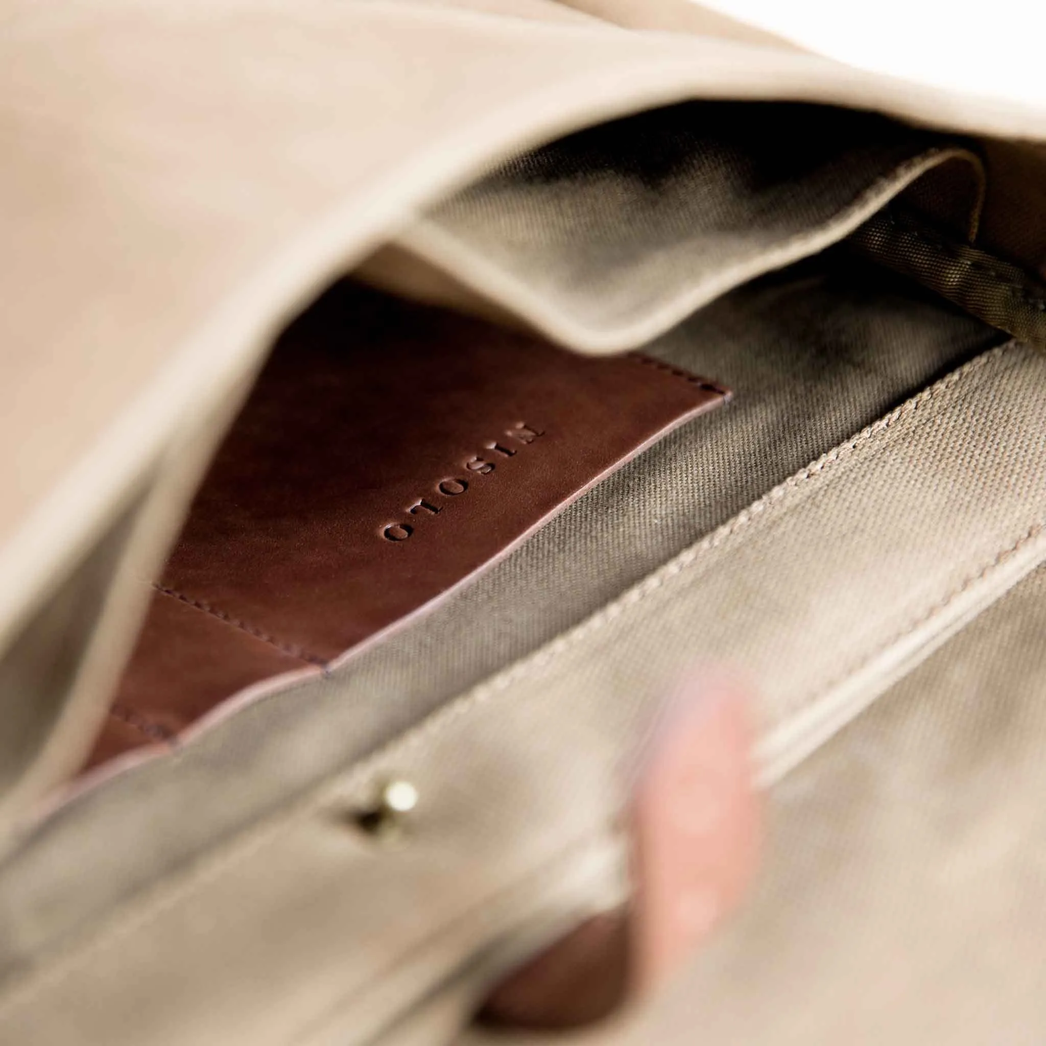 Loreto Messenger Bag Waxed Canvas -NISOLO