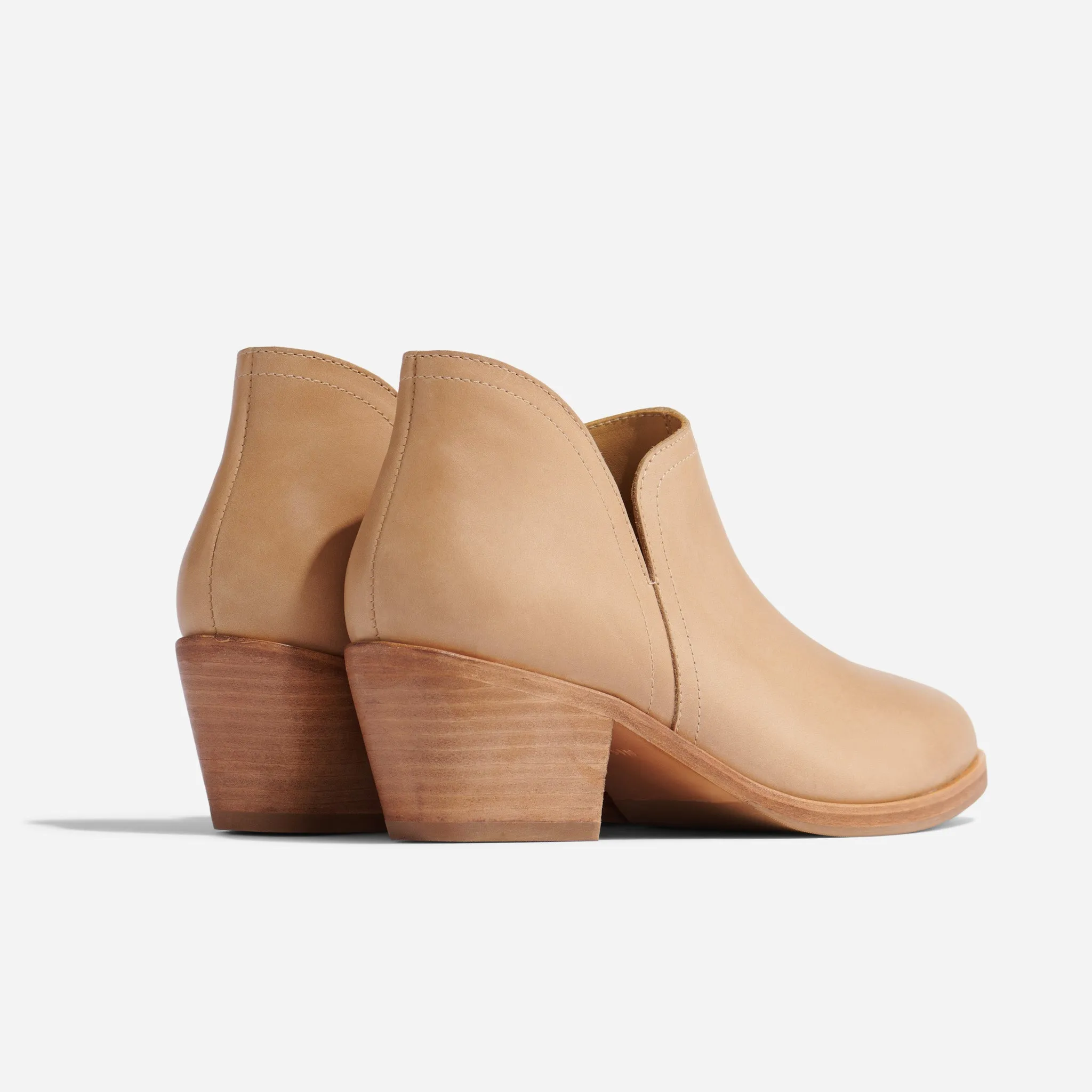 Mia Everyday Ankle Bootie Almond -NISOLO
