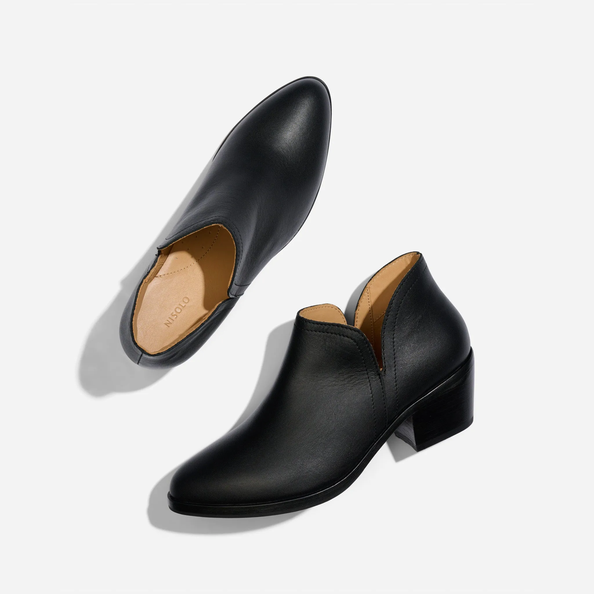Mia Everyday Ankle Bootie Black/Black -NISOLO