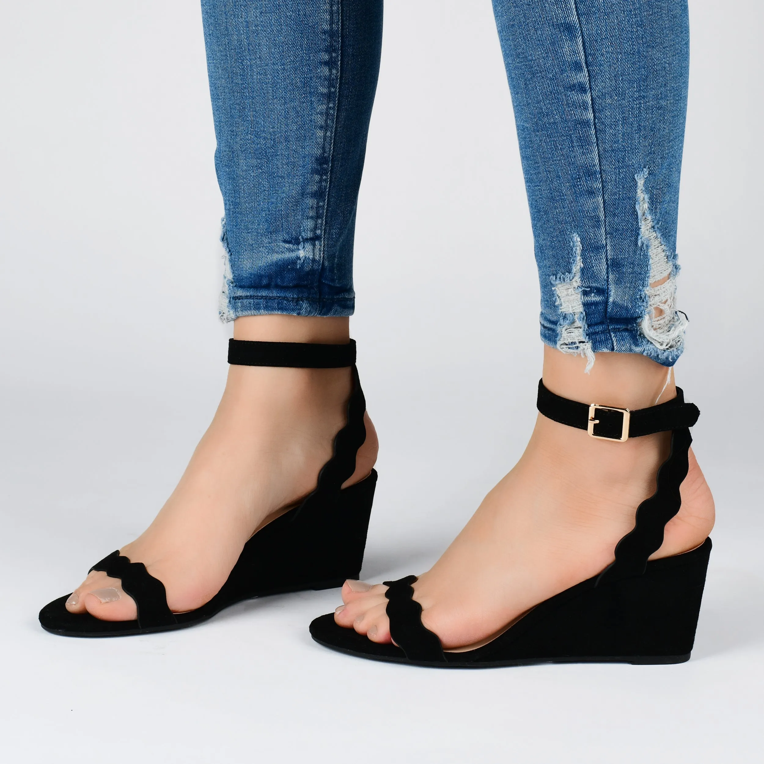 Reformation Journee Collection Women's Loucia Wedge