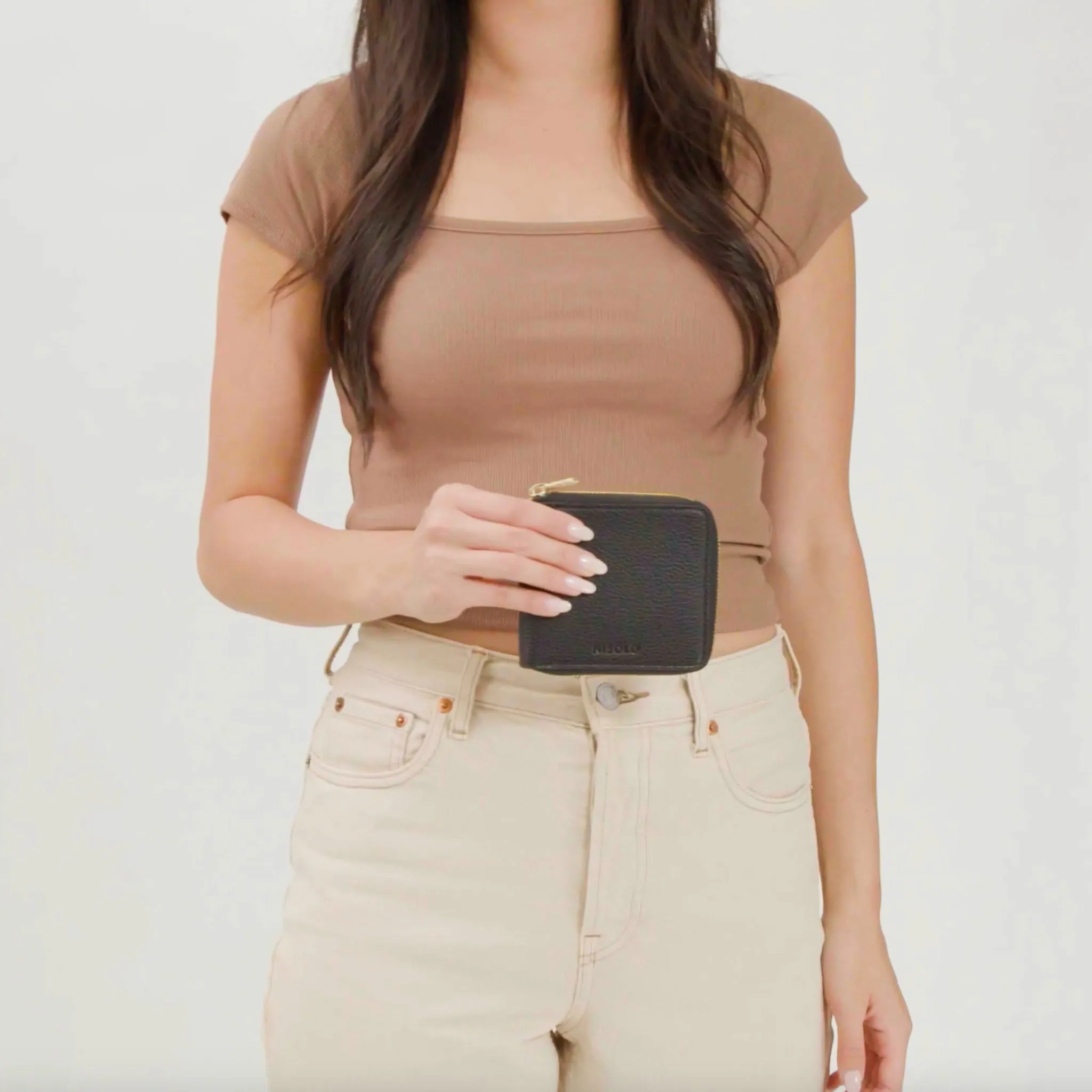 Remi Zip Wallet Black -NISOLO
