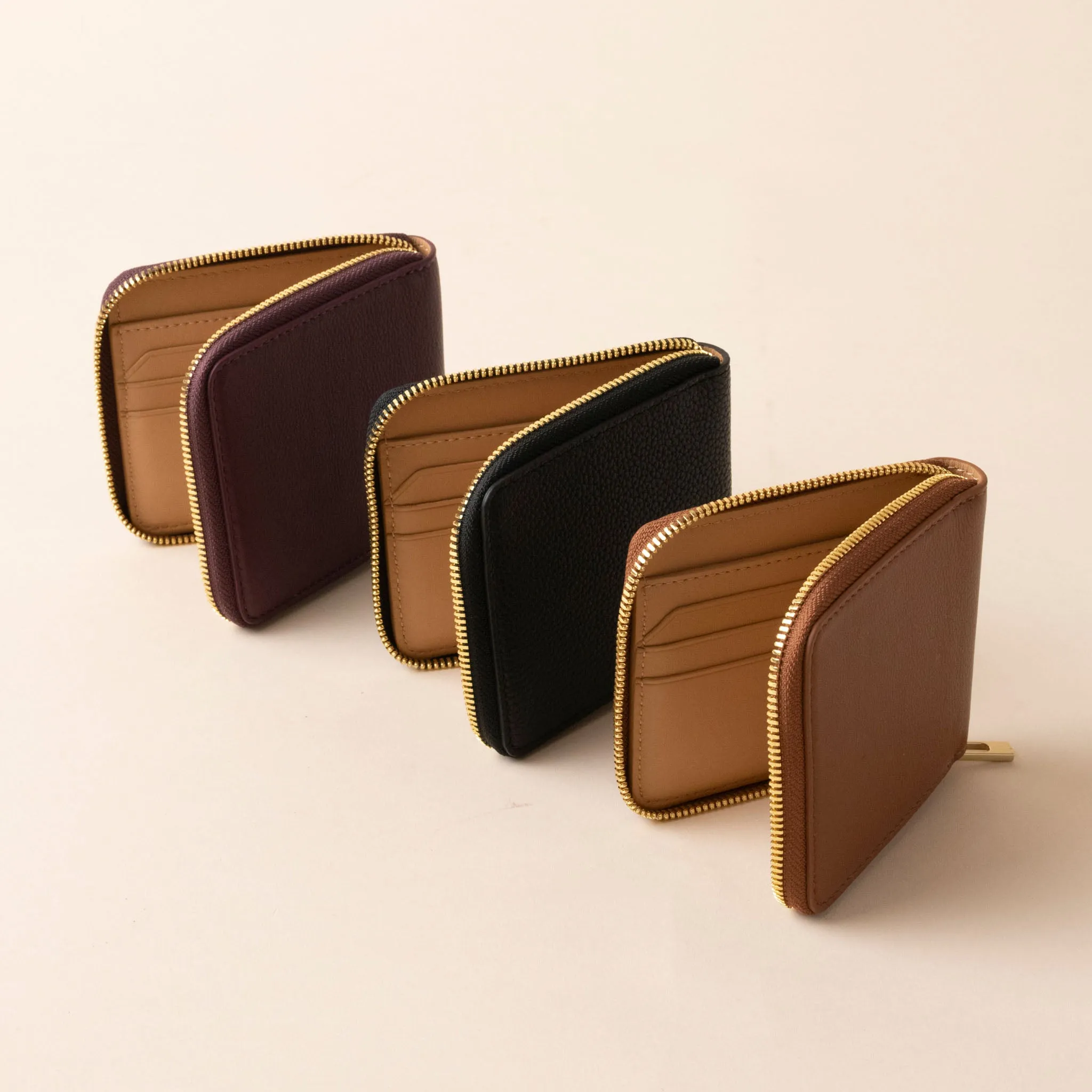 Remi Zip Wallet Black -NISOLO