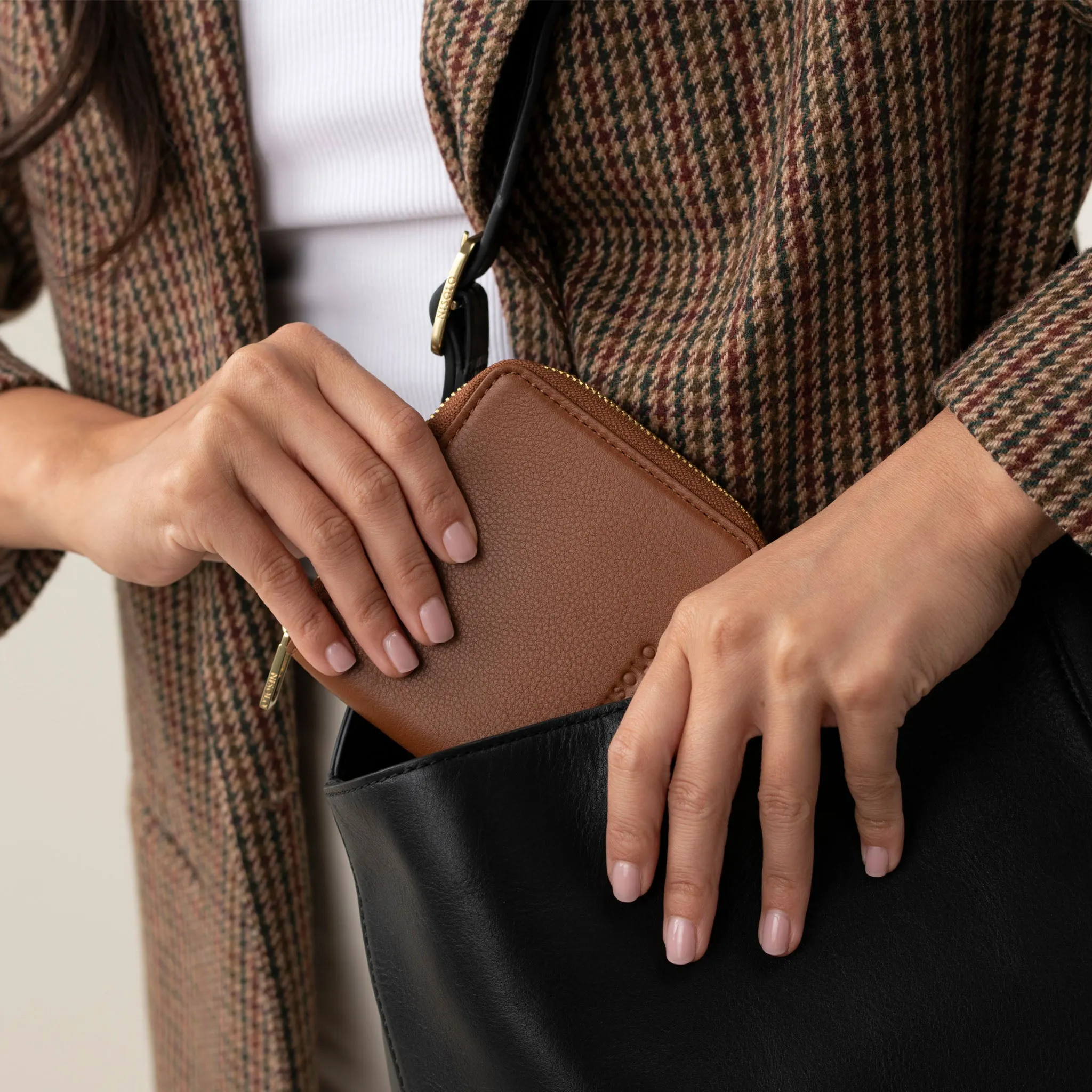 Remi Zip Wallet Caramel -NISOLO